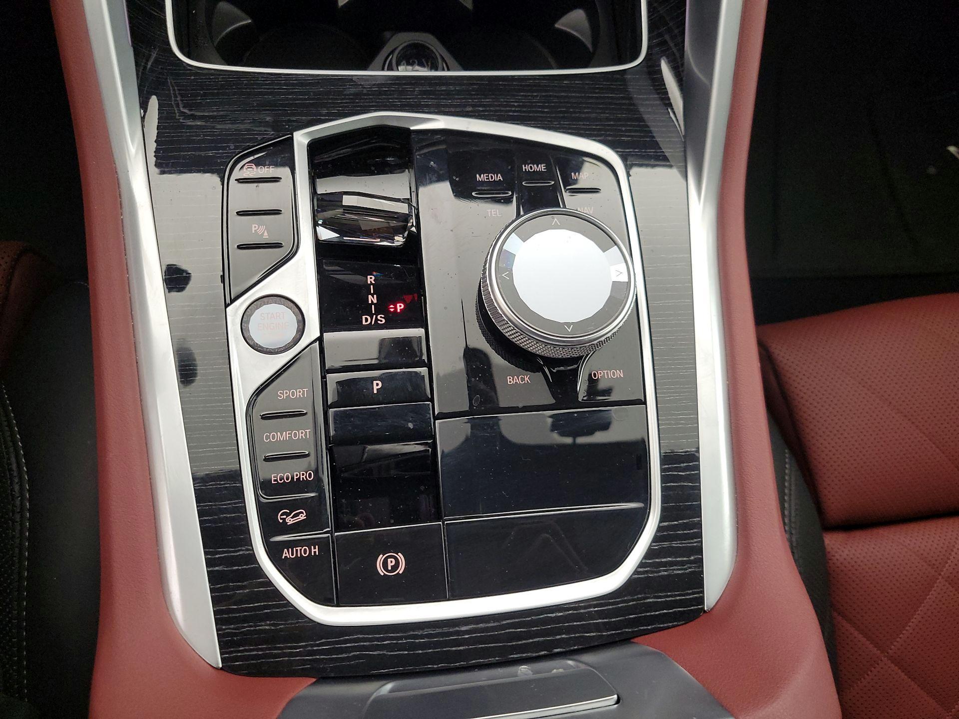Thumbnail: 2024 BMW X6 - 18