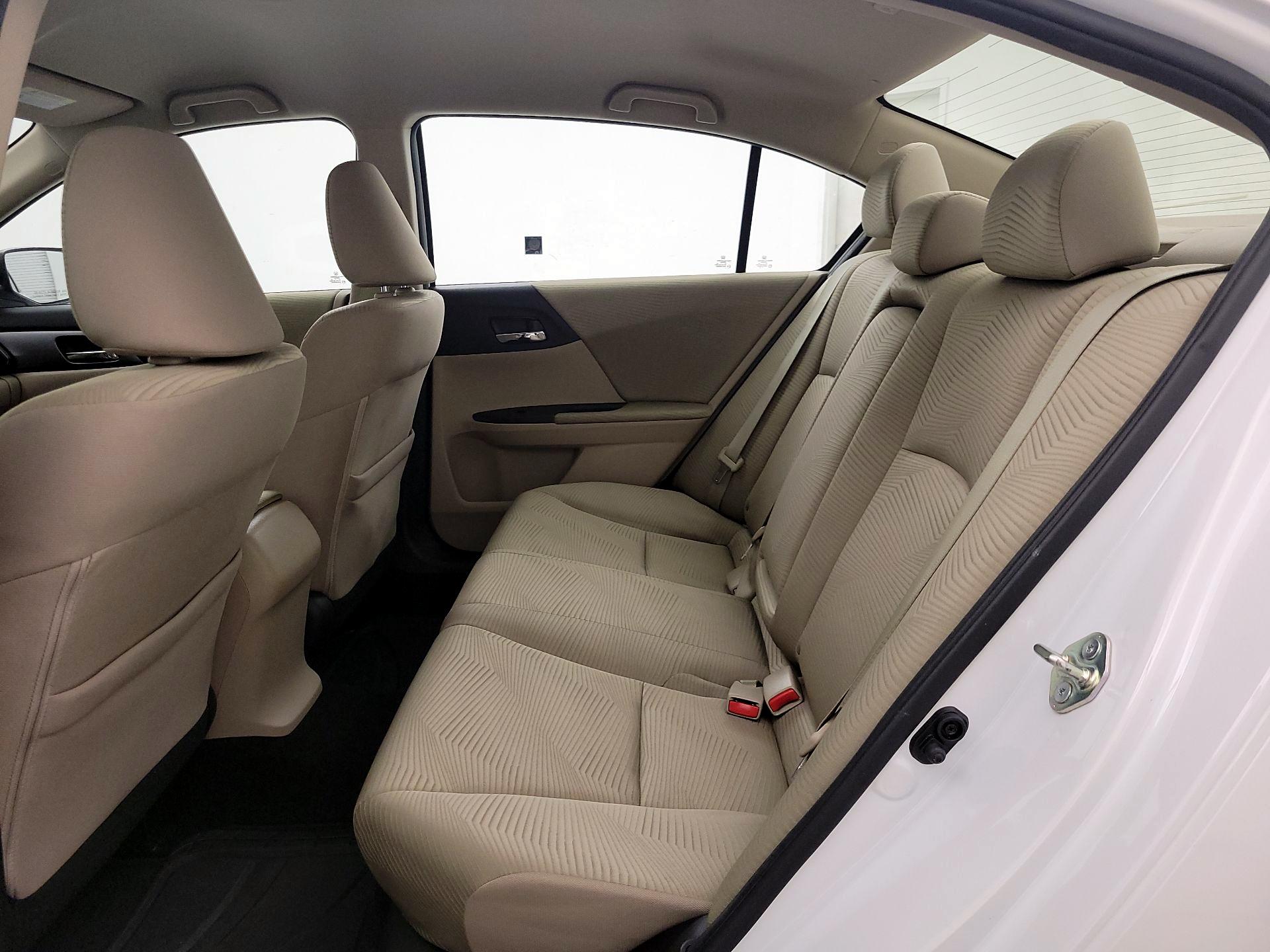 Thumbnail: 2015 Honda Accord - 19