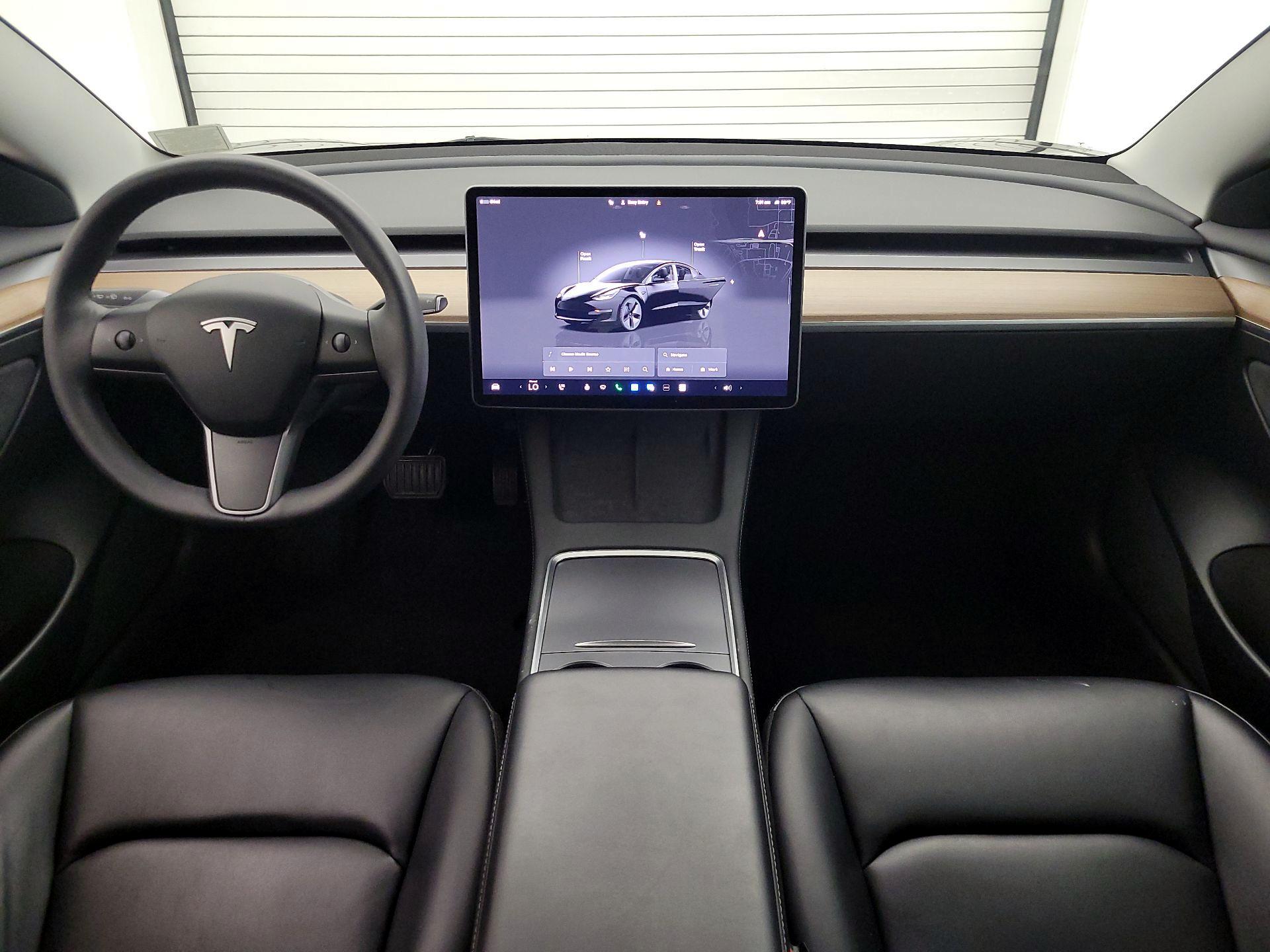 Thumbnail: 2023 Tesla Model 3 - 9