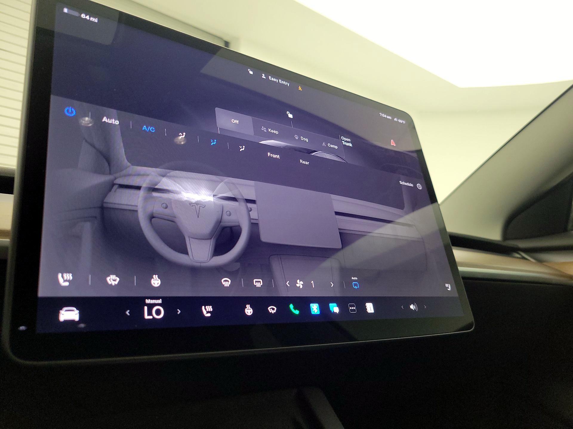Thumbnail: 2023 Tesla Model 3 - 16
