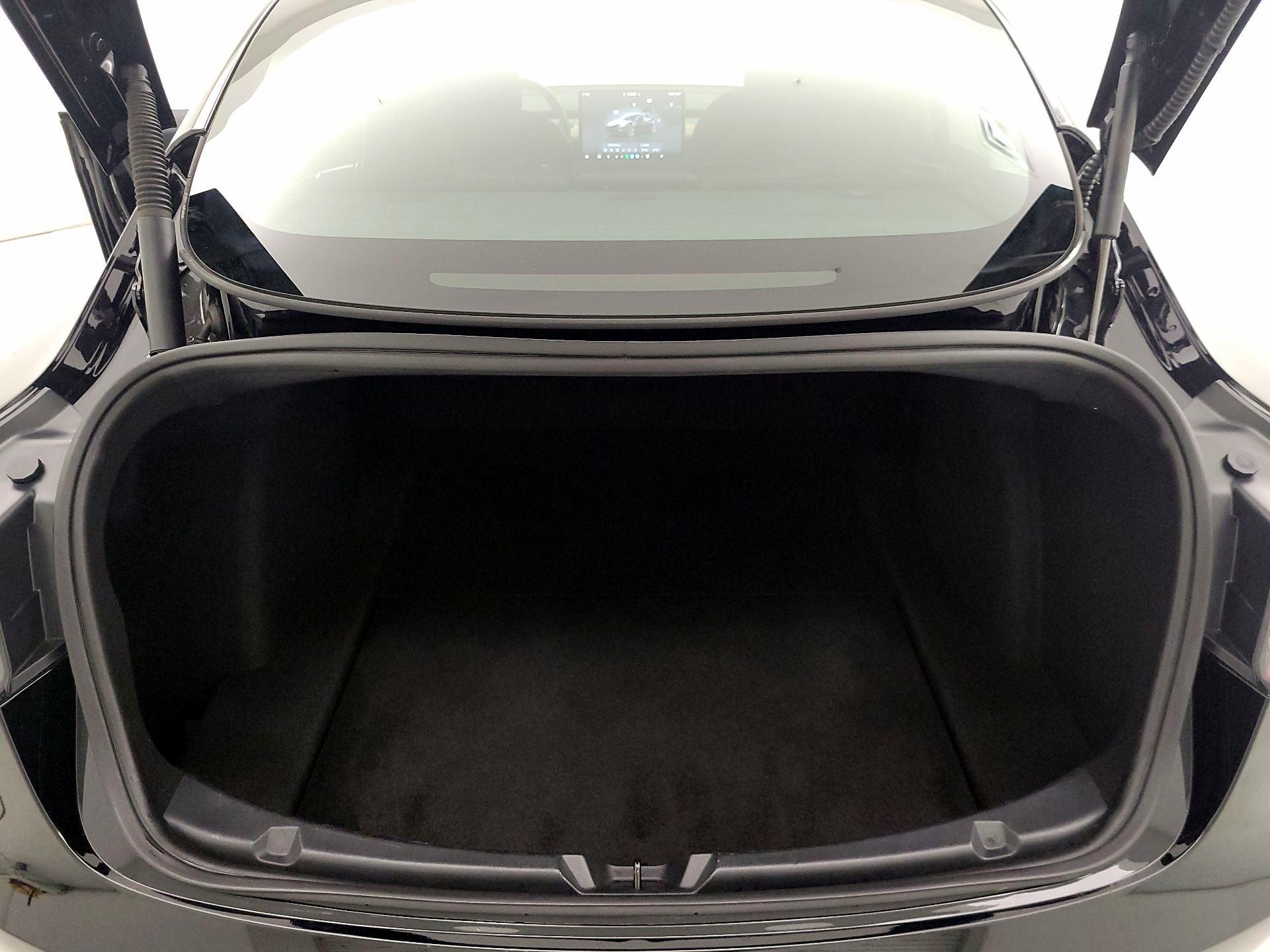 Thumbnail: 2023 Tesla Model 3 - 20