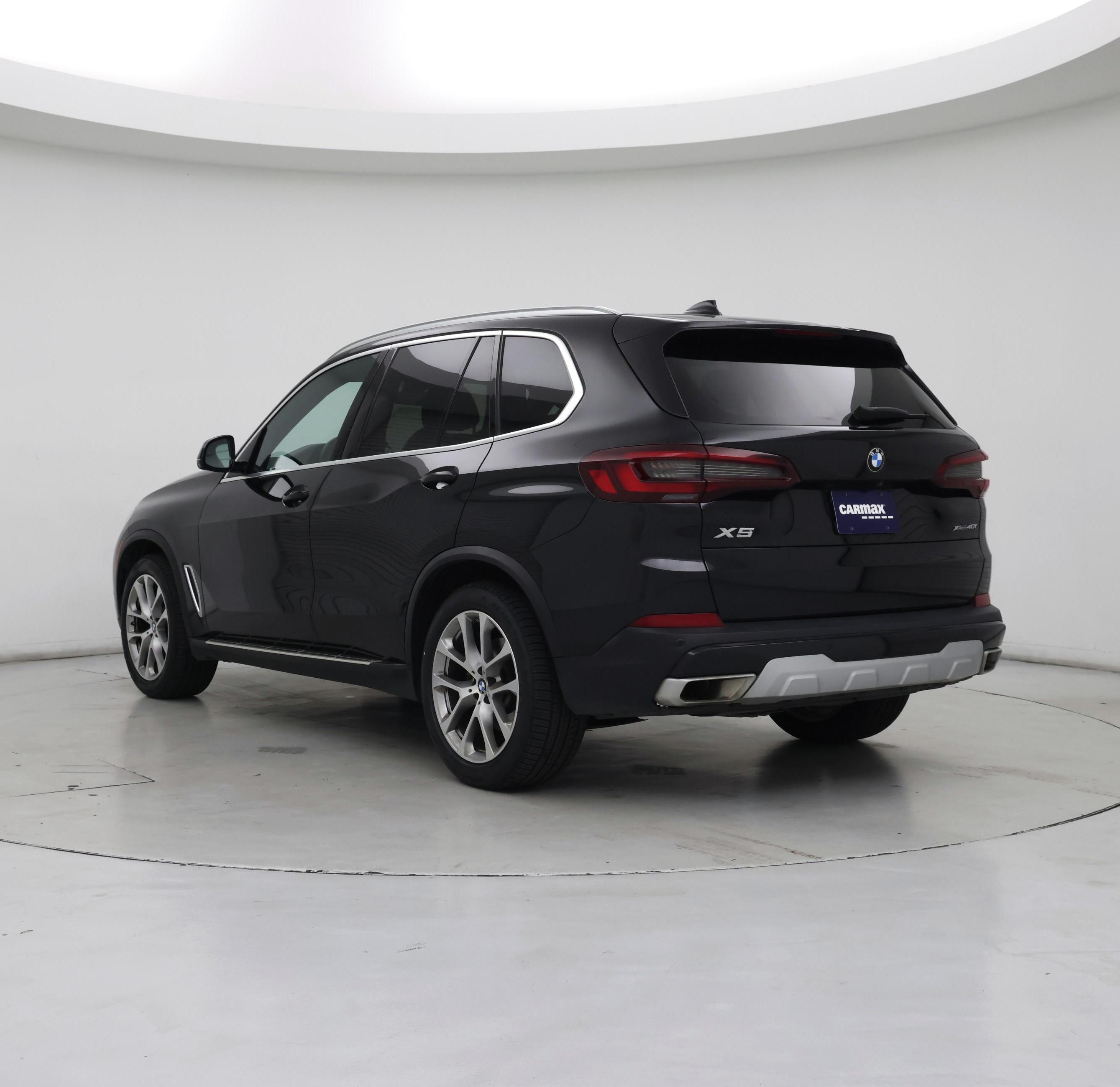 Thumbnail: 2023 BMW X5 - 2