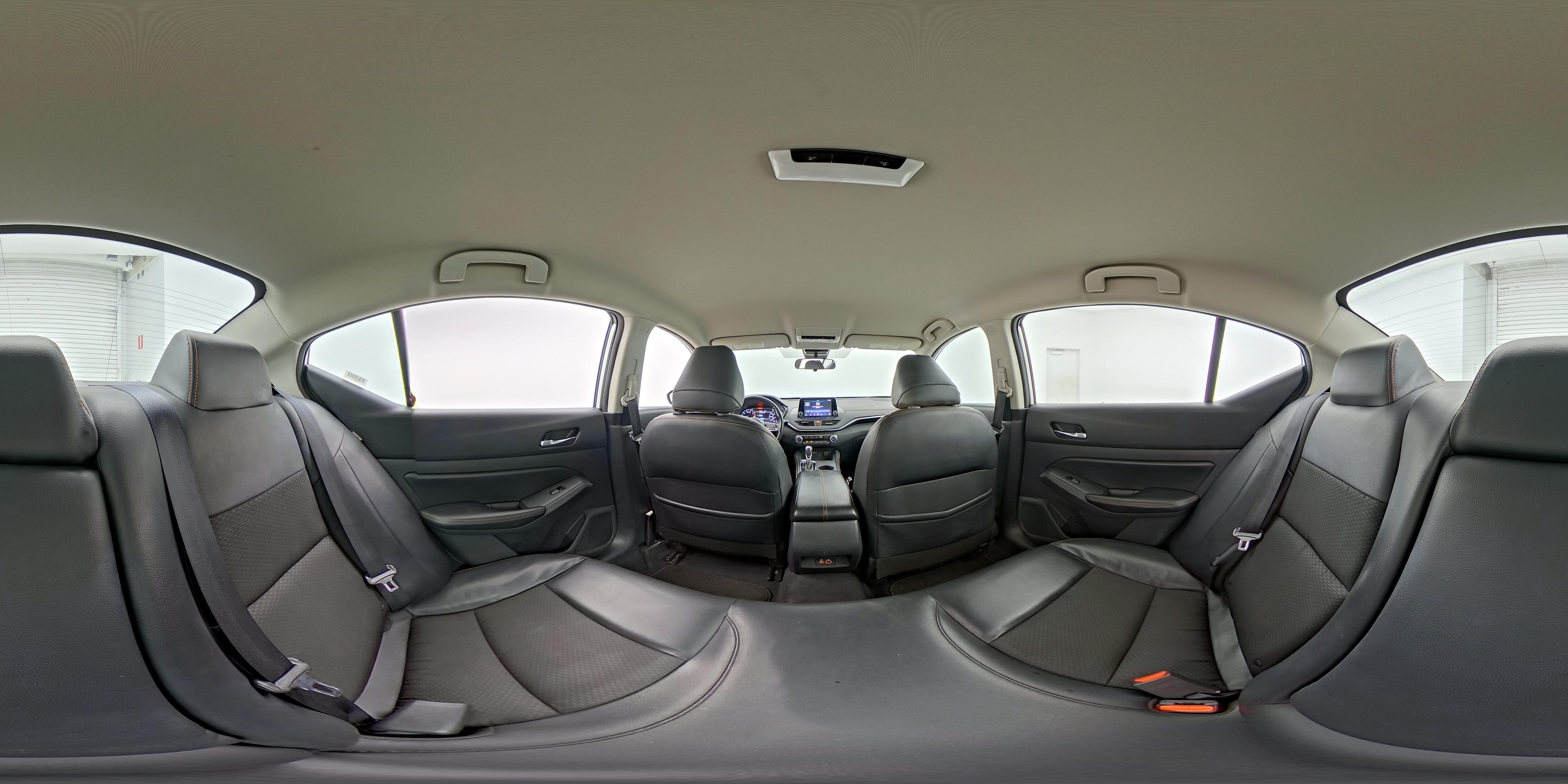 2021 Nissan Altima SR - Photo 25