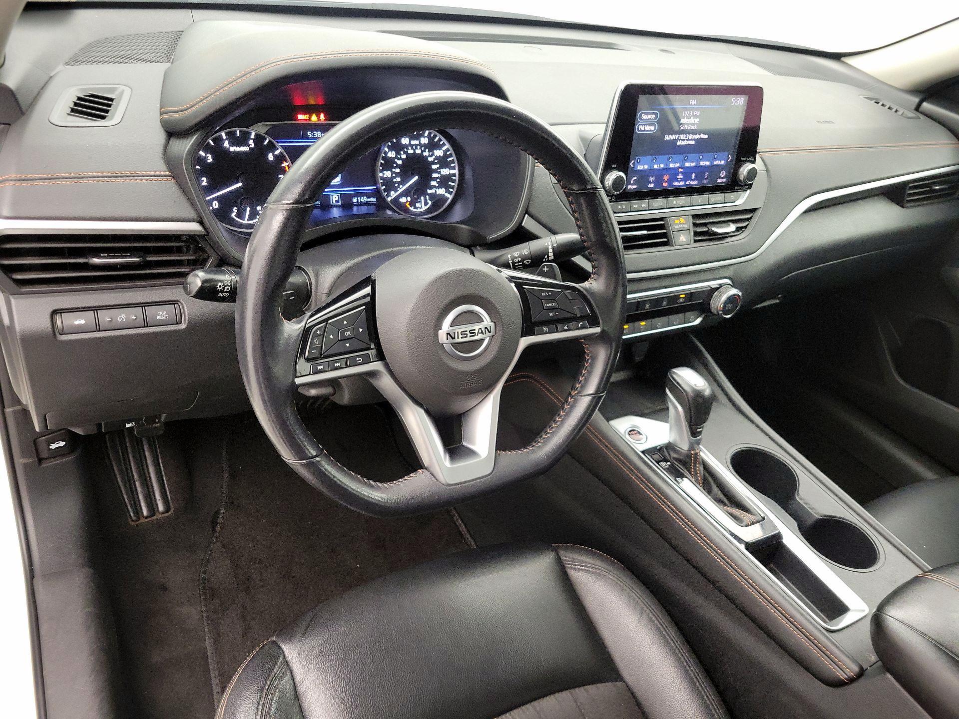 Thumbnail: 2021 Nissan Altima - 9