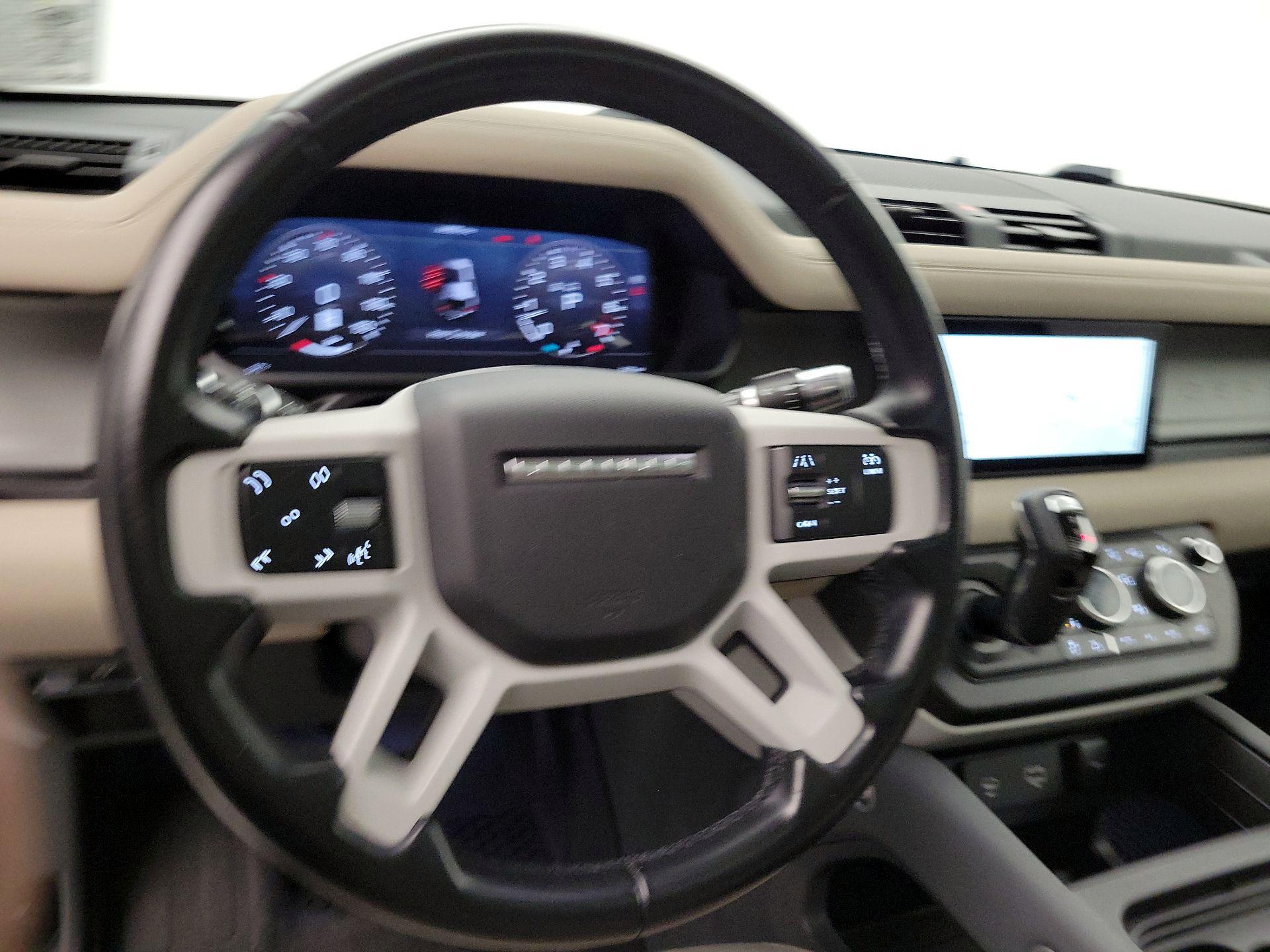 Thumbnail: 2021 Land Rover Defender - 10