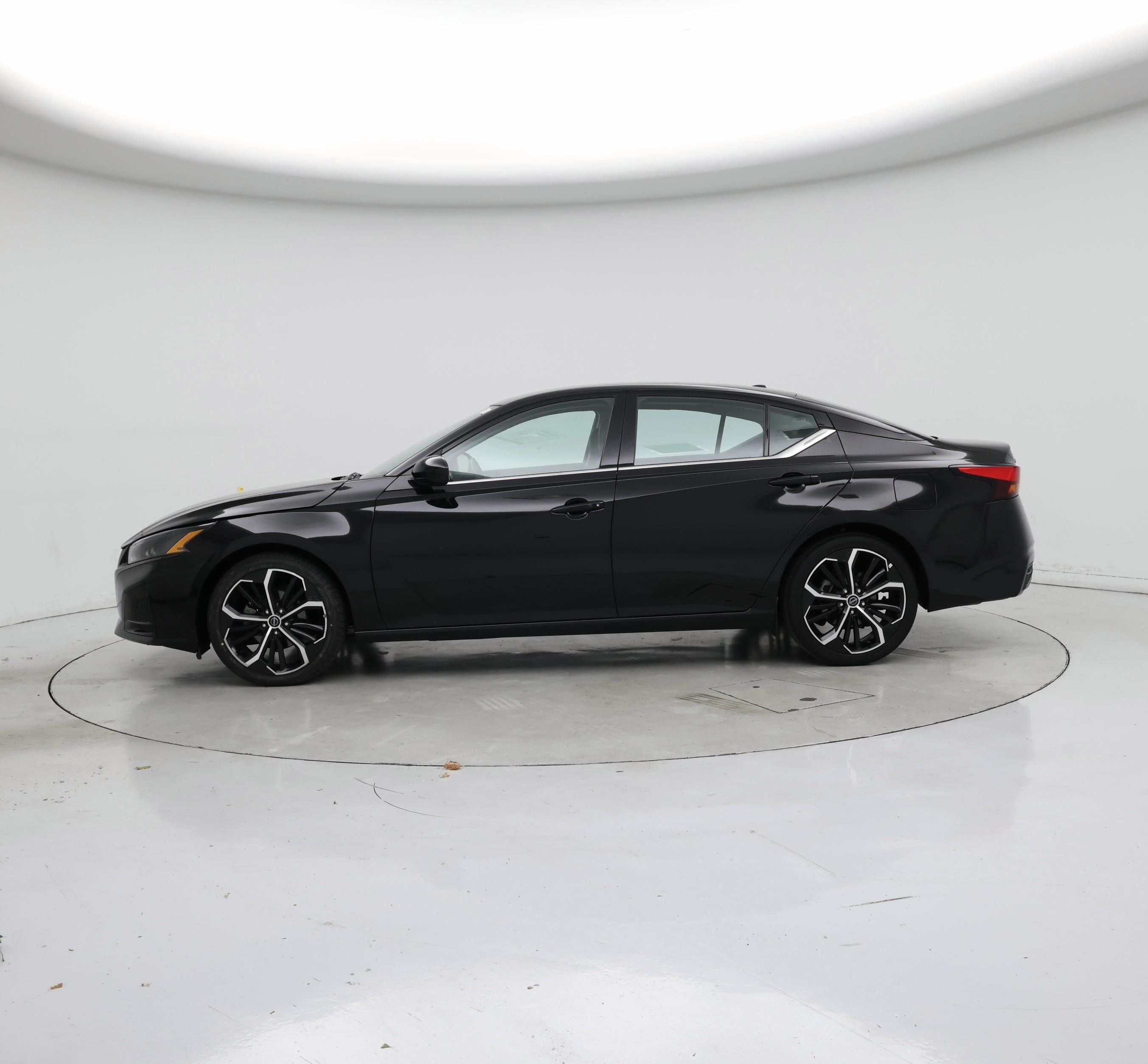 Thumbnail: 2023 Nissan Altima - 3