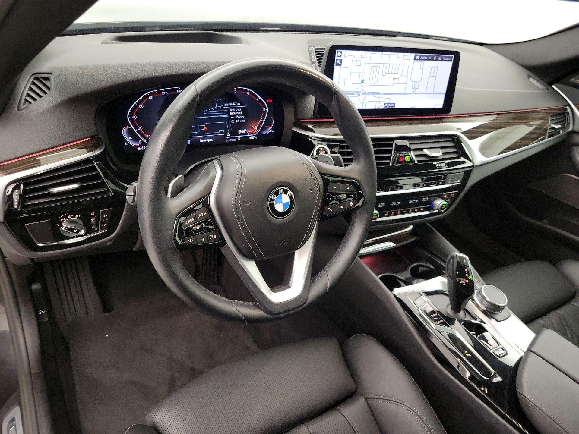 Thumbnail: 2023 BMW 5 Series - 9