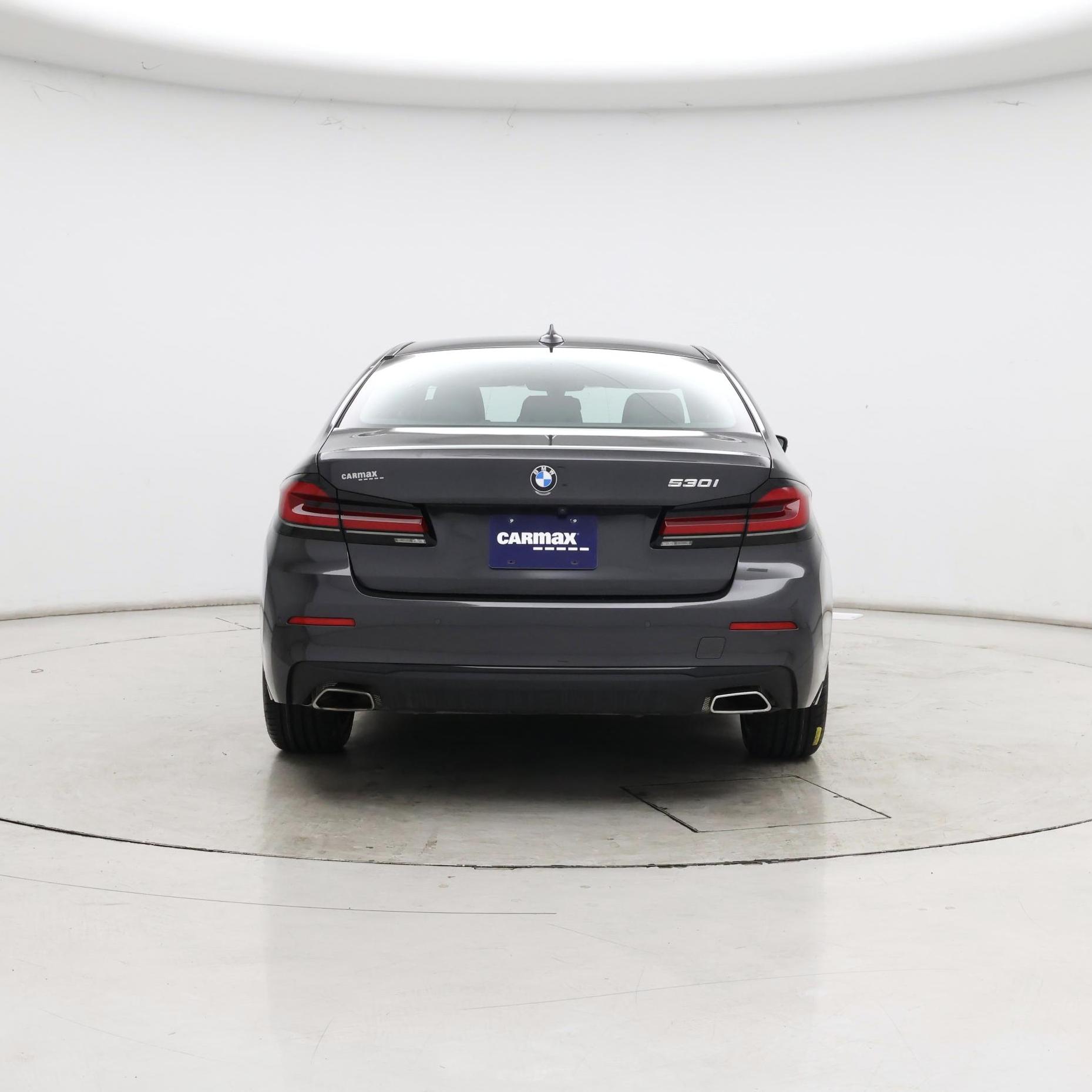Thumbnail: 2023 BMW 5 Series - 6