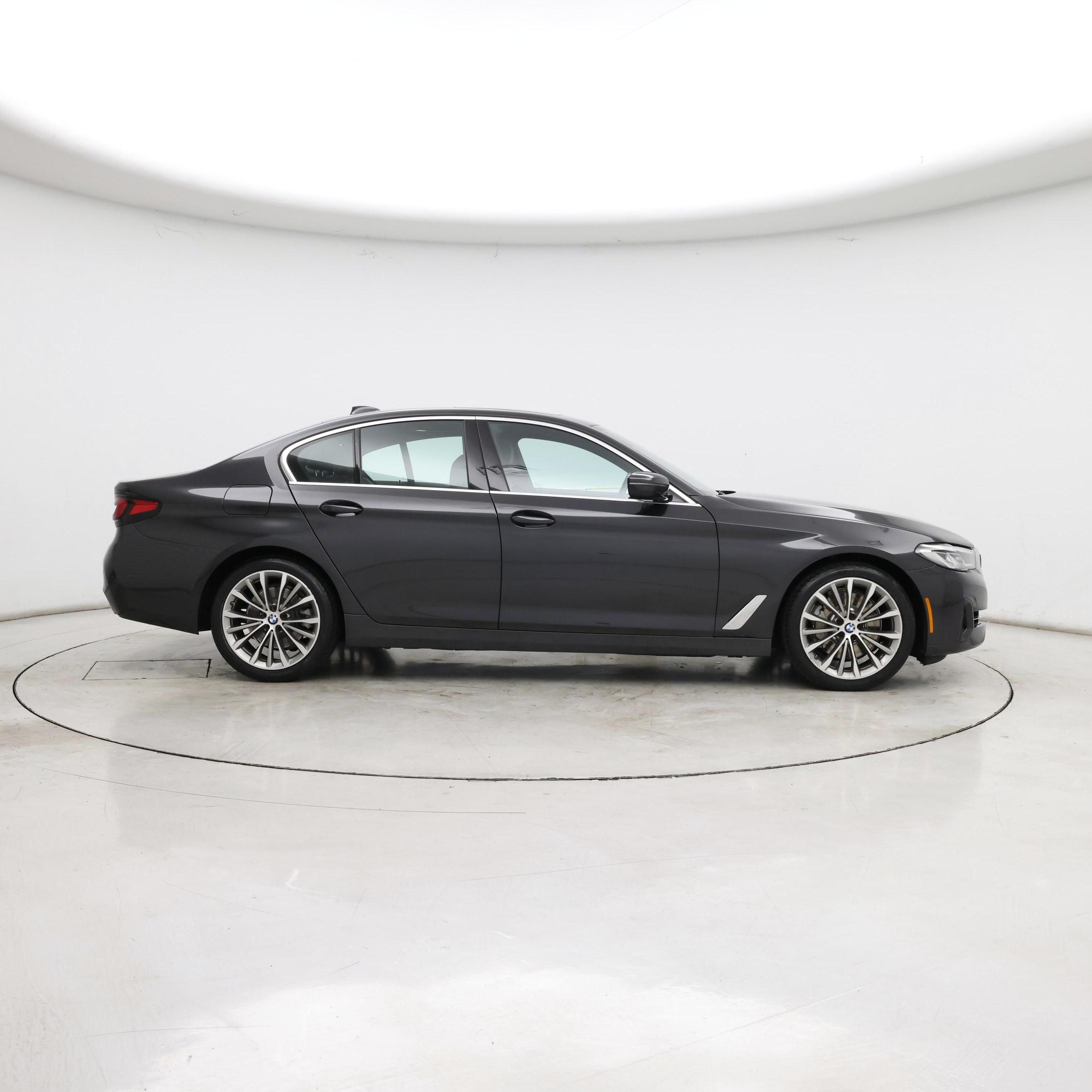 Thumbnail: 2023 BMW 5 Series - 7