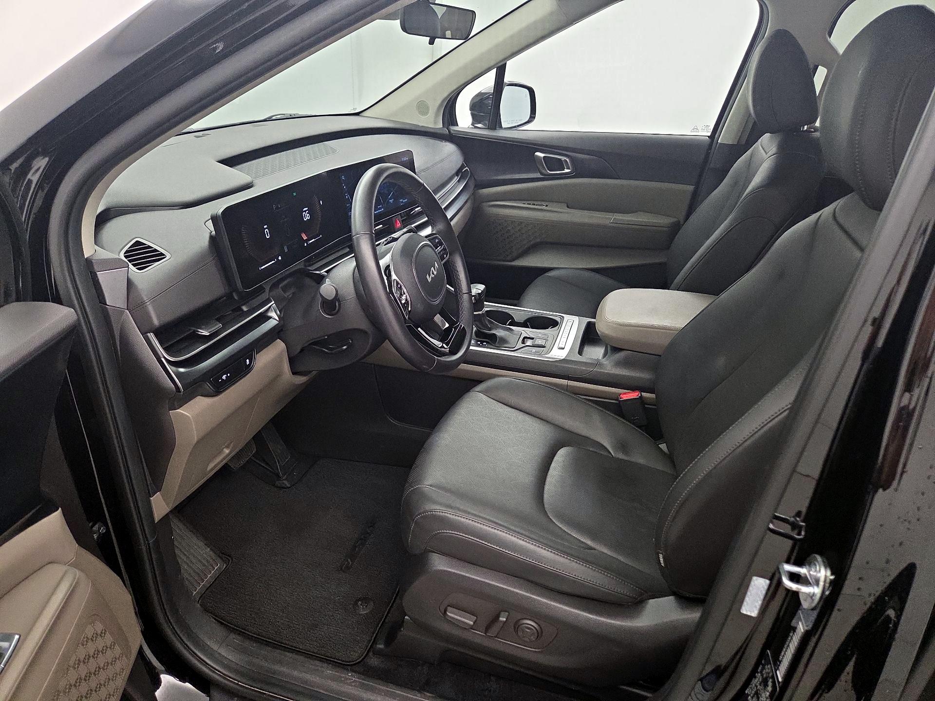 Thumbnail: 2025 Kia Carnival - 11