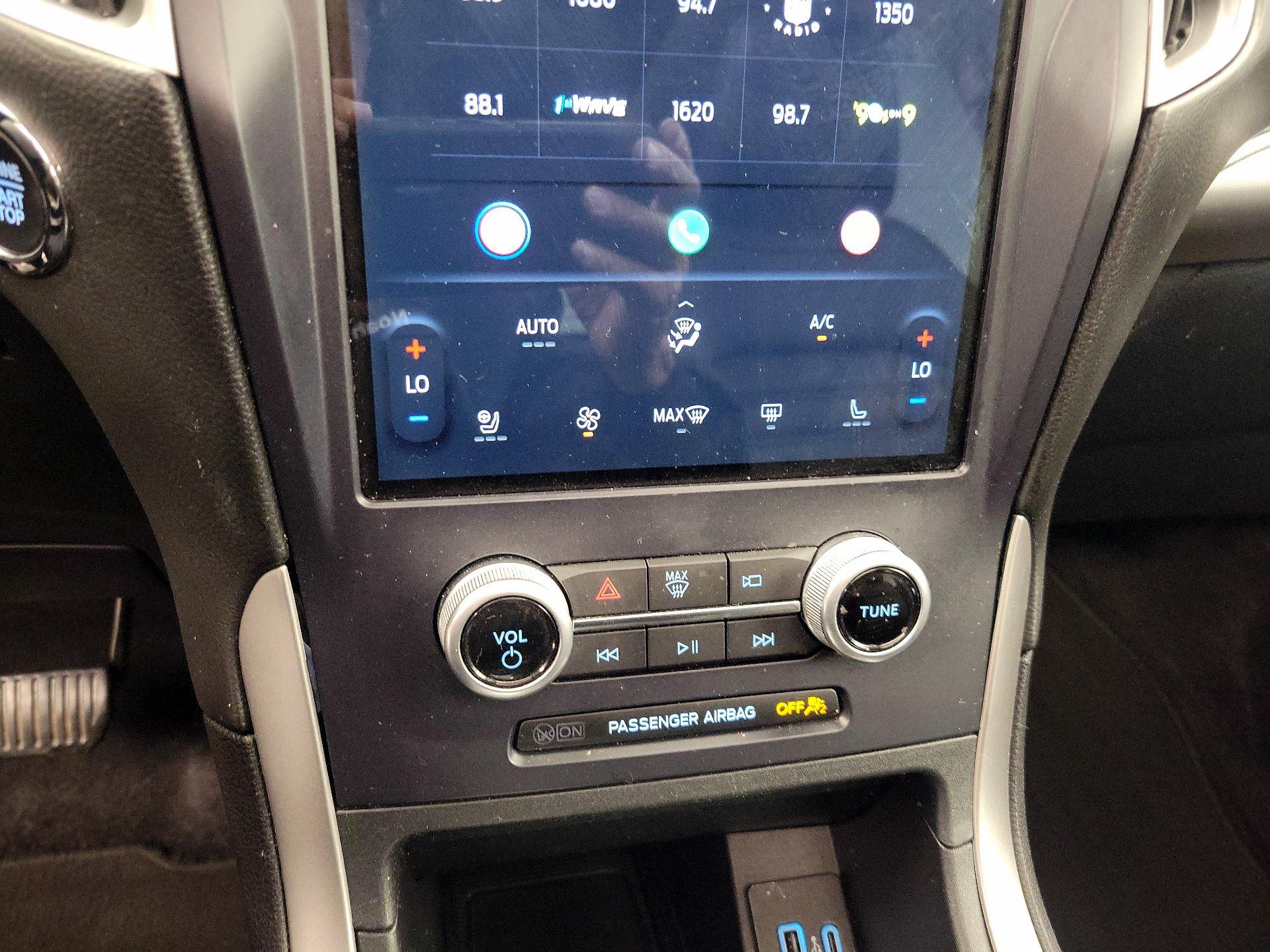Thumbnail: 2022 Ford Edge - 17