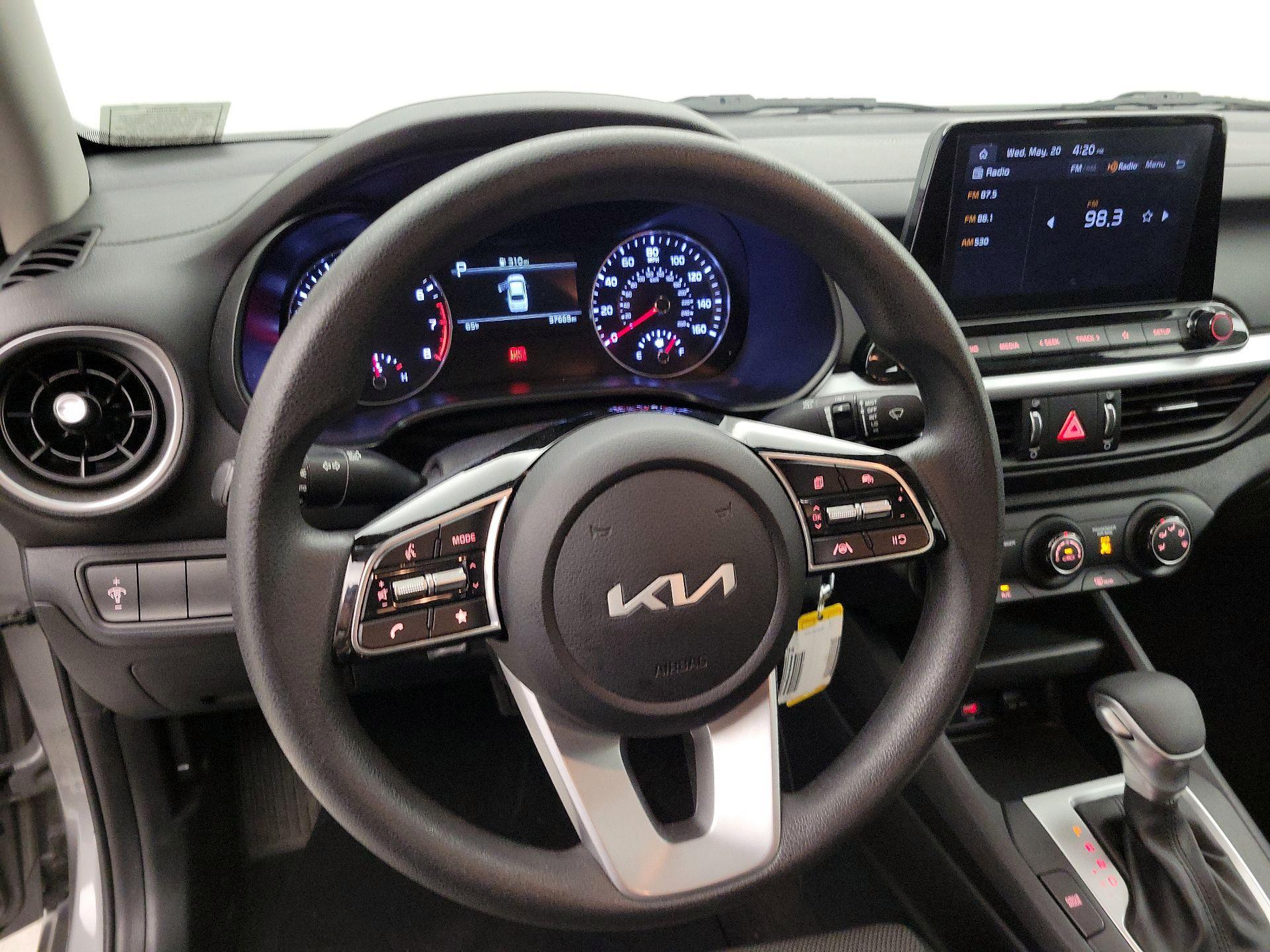Thumbnail: 2023 Kia Forte - 10