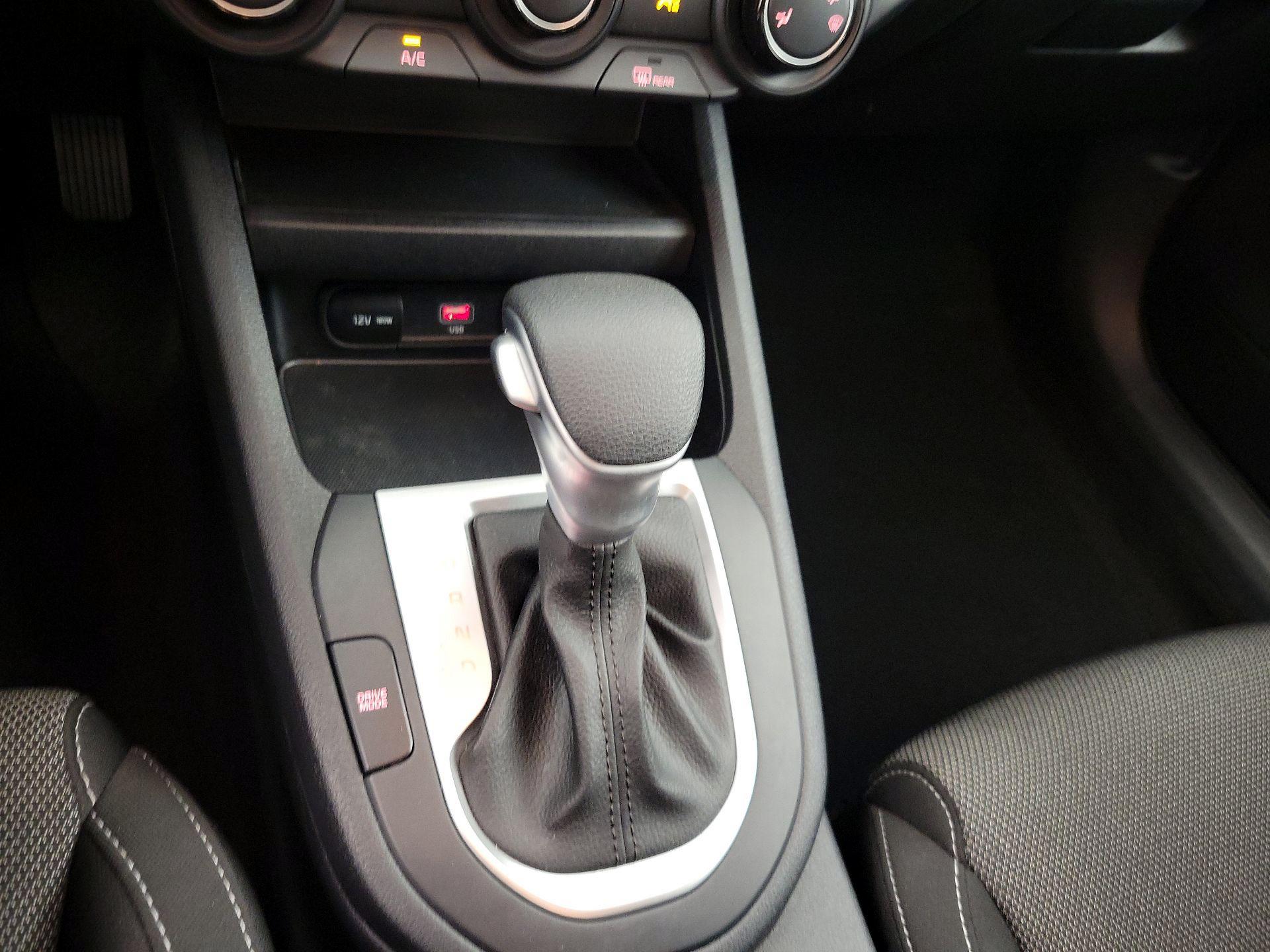Thumbnail: 2023 Kia Forte - 17