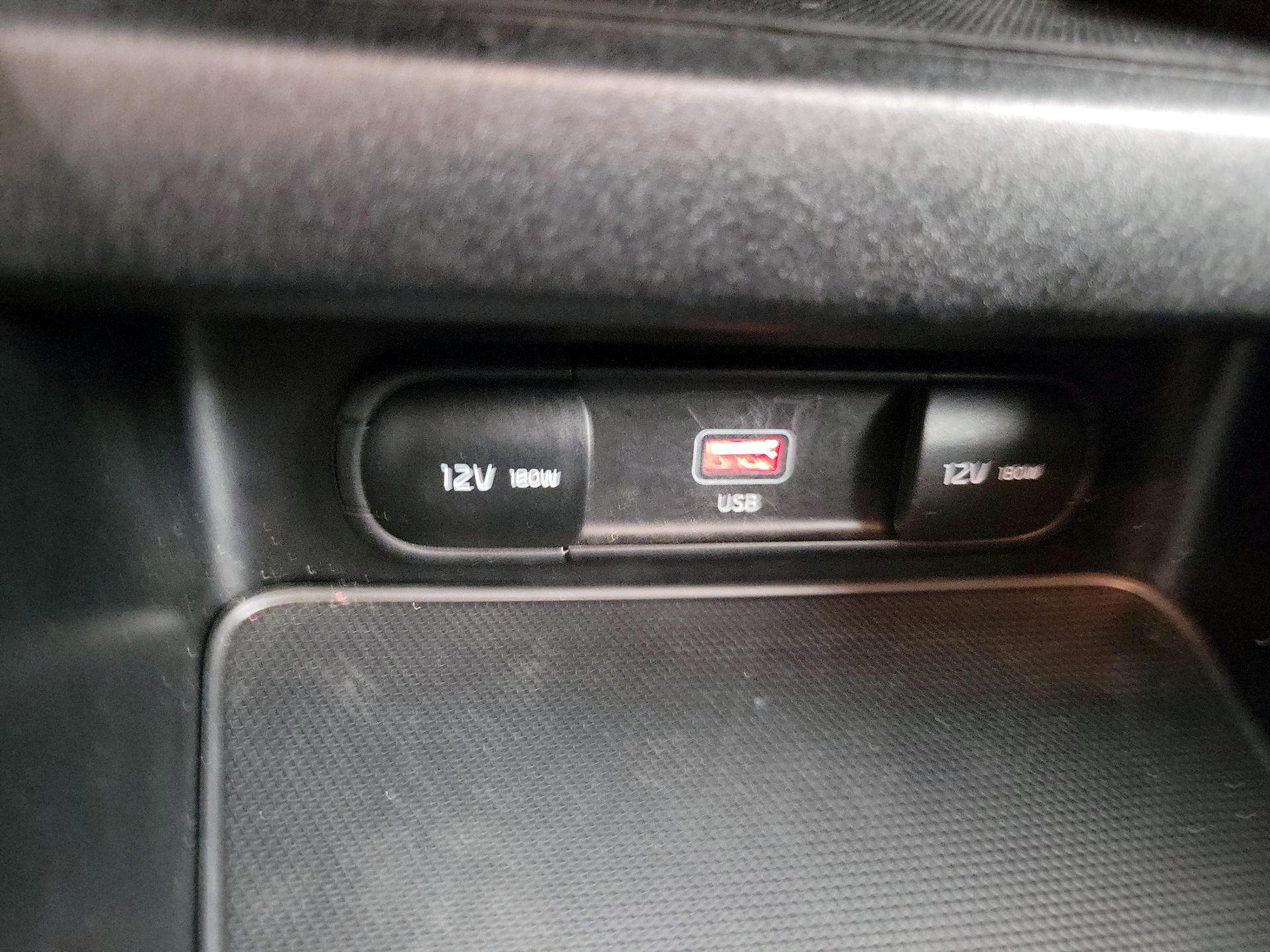 Thumbnail: 2023 Kia Forte - 18