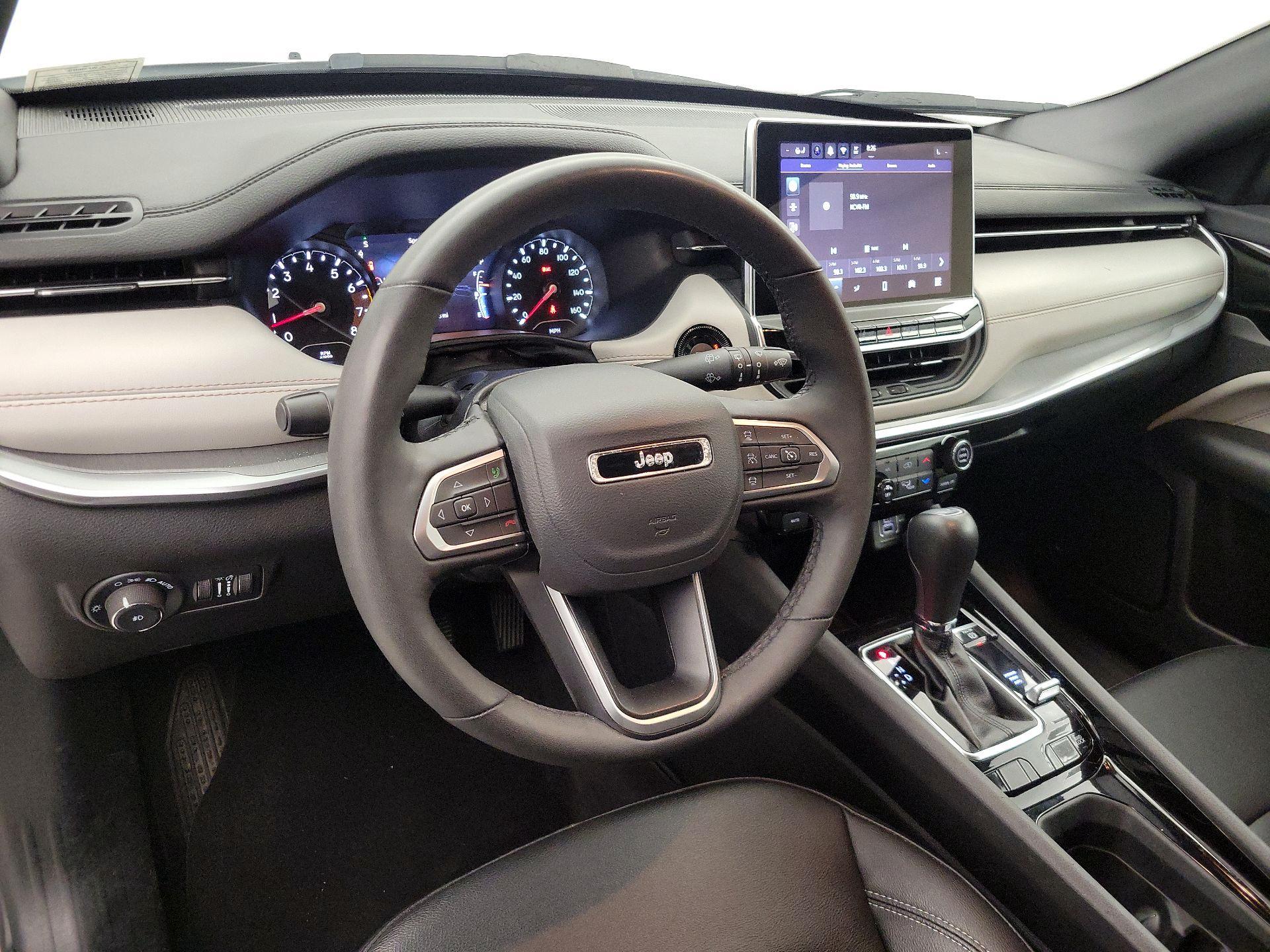 Thumbnail: 2025 Jeep Compass - 9