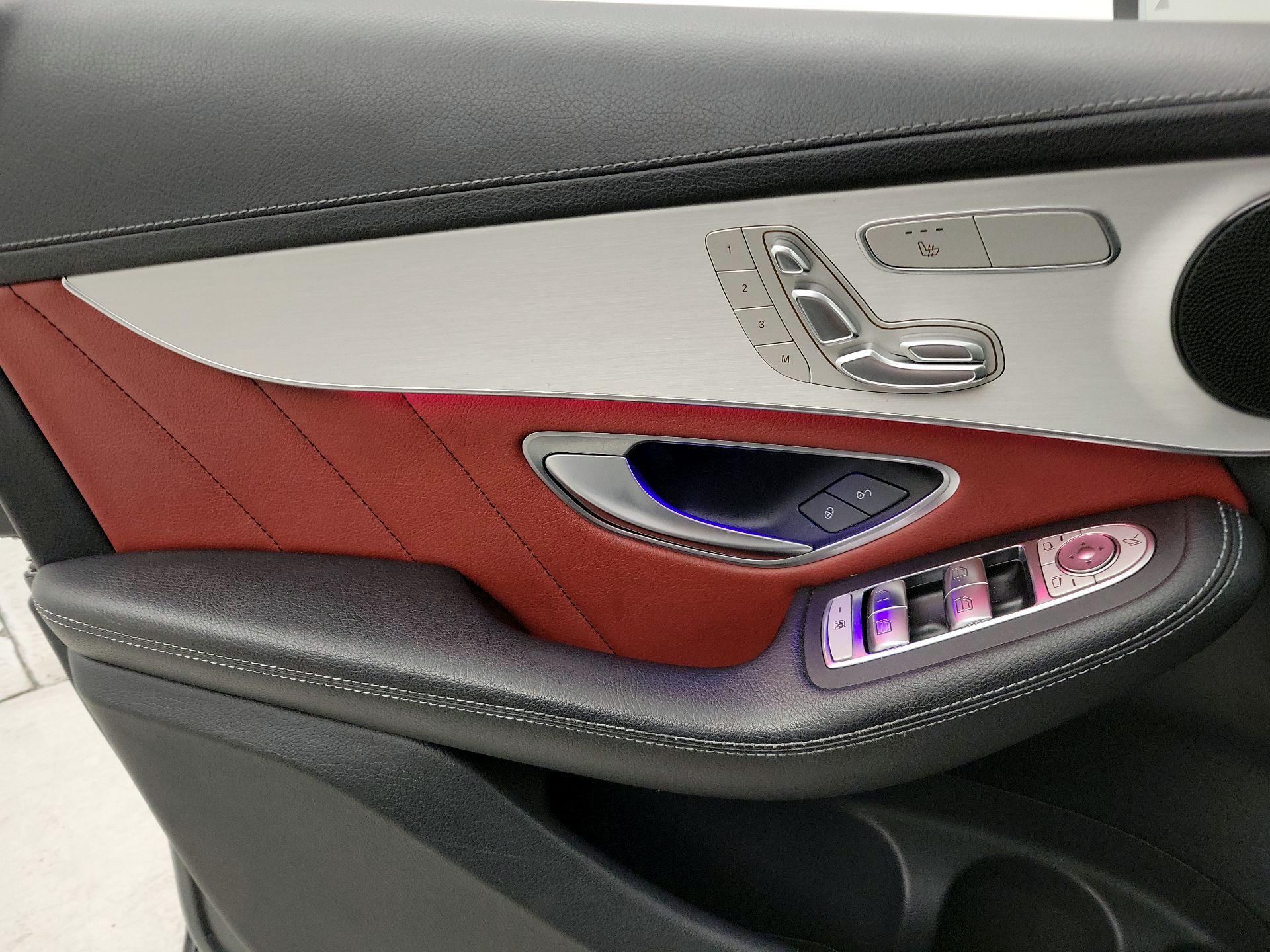 Thumbnail: 2022 Mercedes-Benz GLC - 12