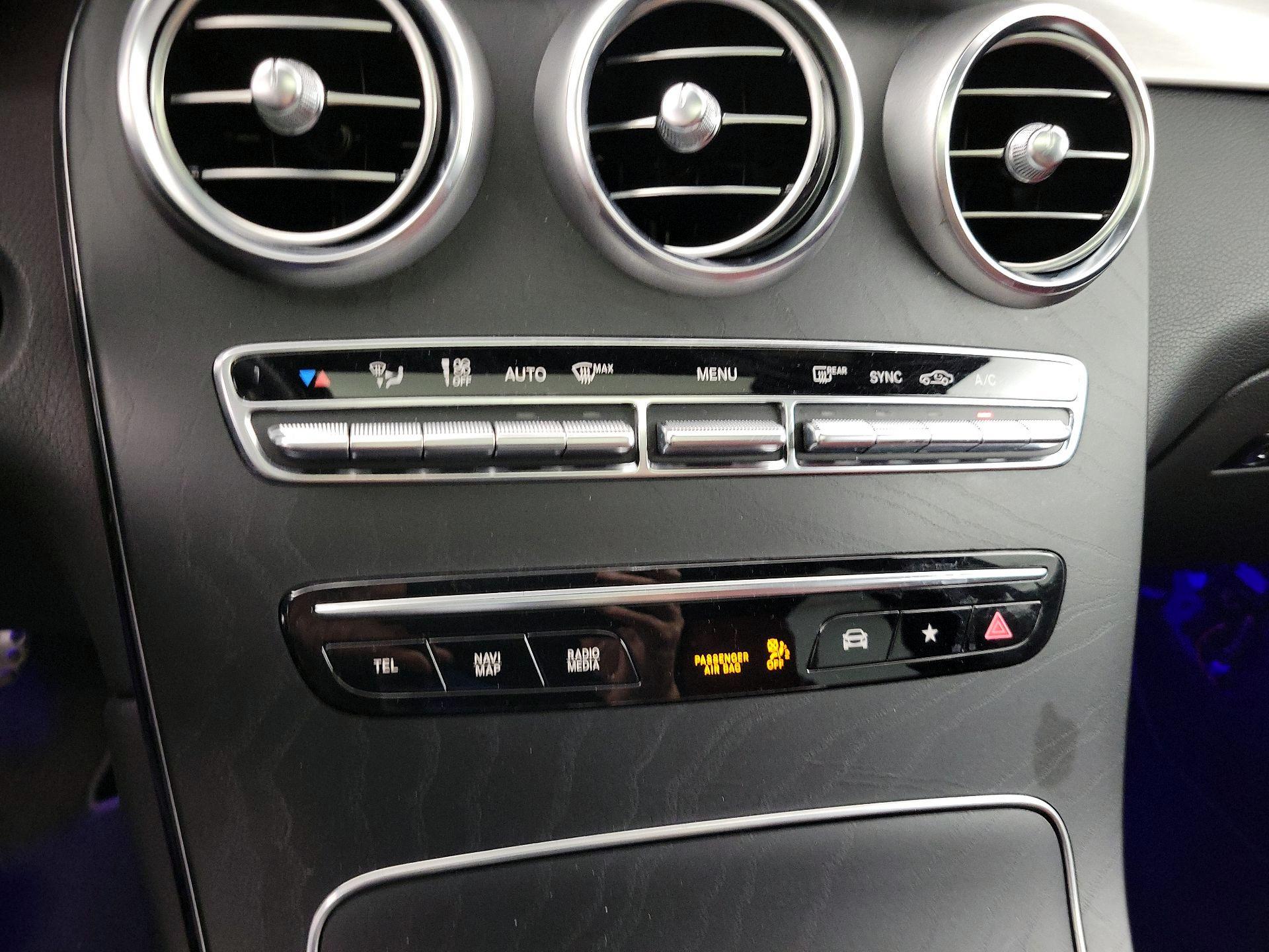 Thumbnail: 2022 Mercedes-Benz GLC - 17