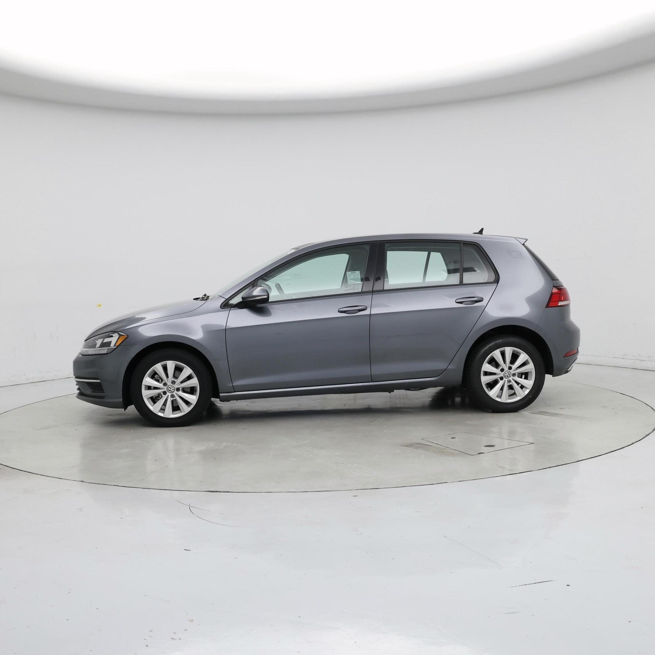Thumbnail: 2021 Volkswagen Golf - 3