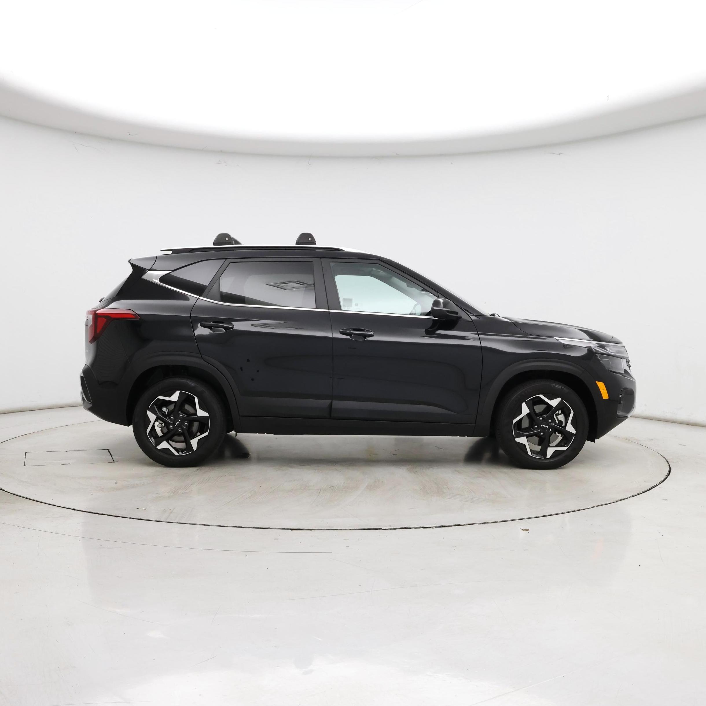 Thumbnail: 2024 Kia Seltos - 7