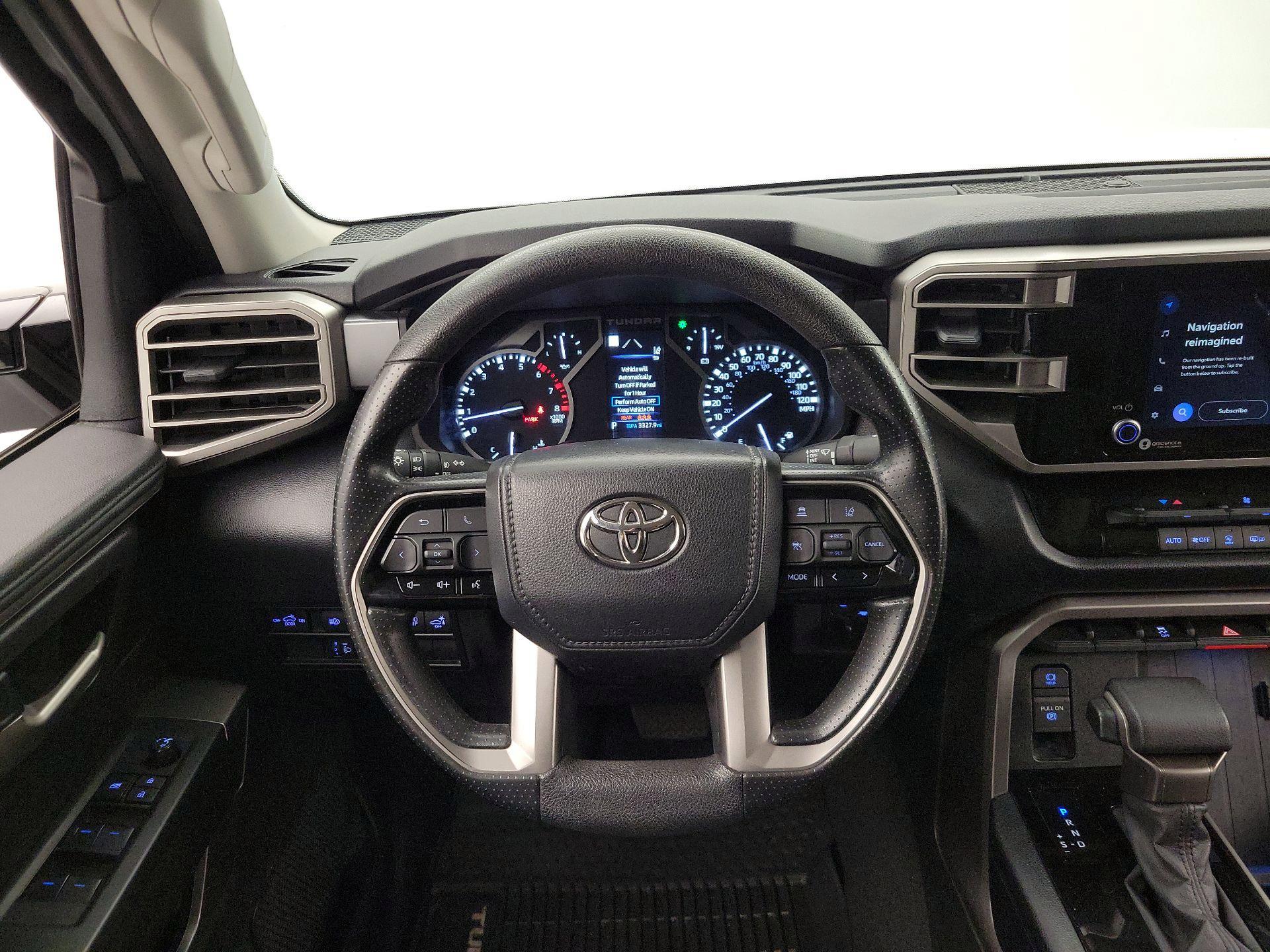 Thumbnail: 2022 Toyota Tundra - 10