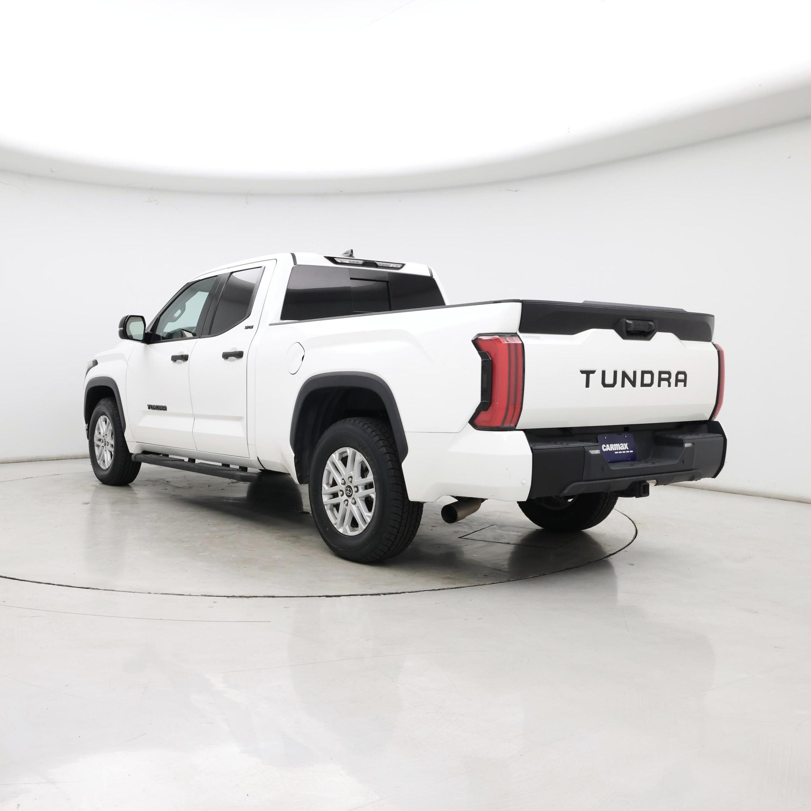 Thumbnail: 2022 Toyota Tundra - 2
