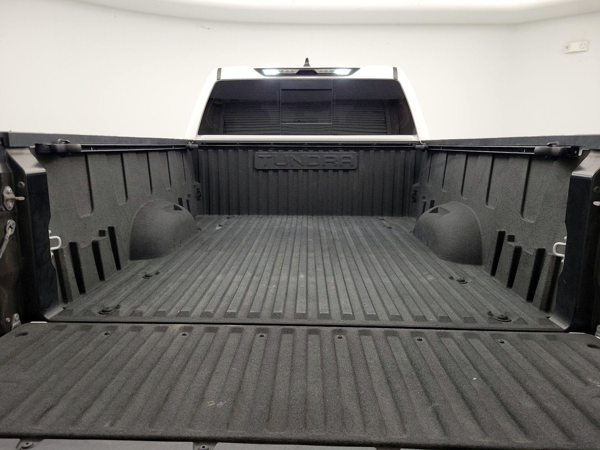 Thumbnail: 2022 Toyota Tundra - 20