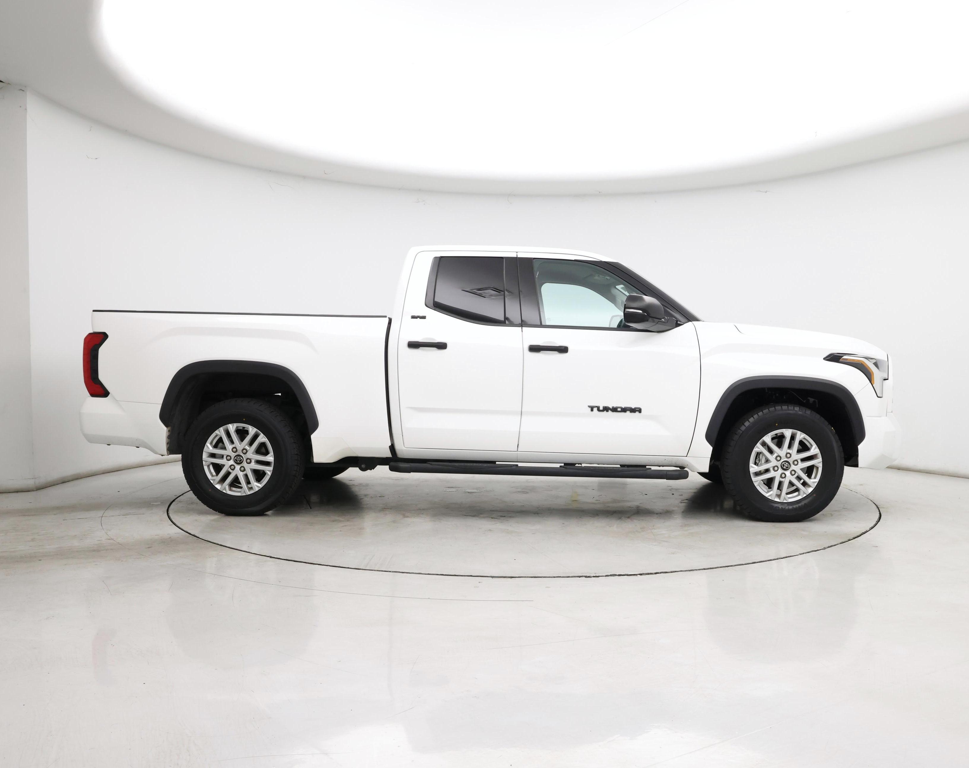 Thumbnail: 2022 Toyota Tundra - 7