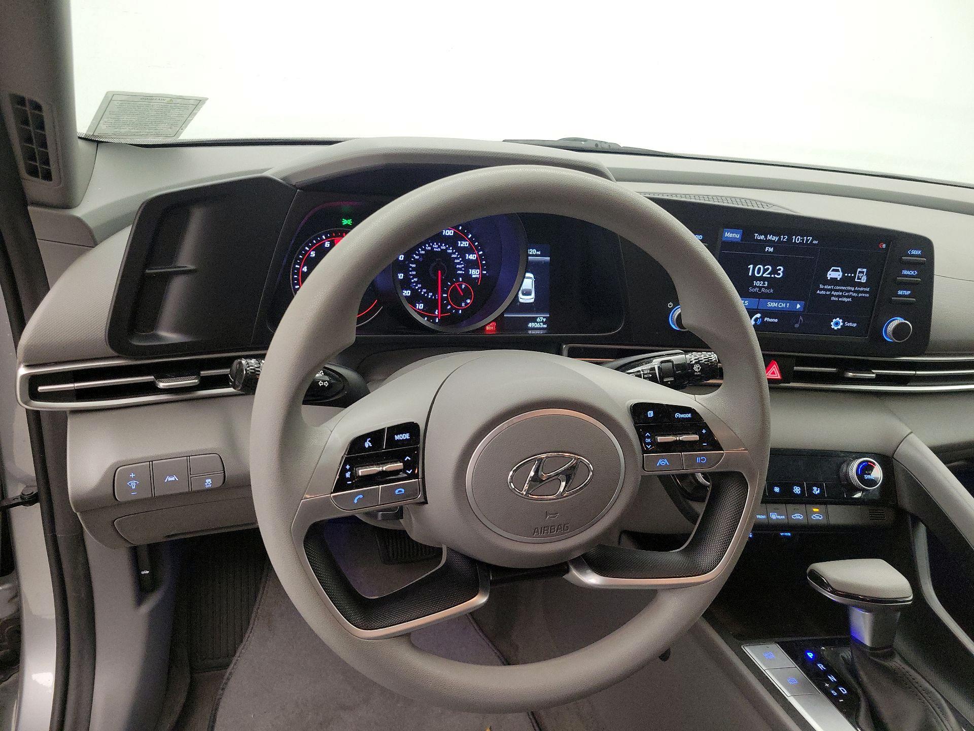 Thumbnail: 2023 Hyundai Elantra - 10