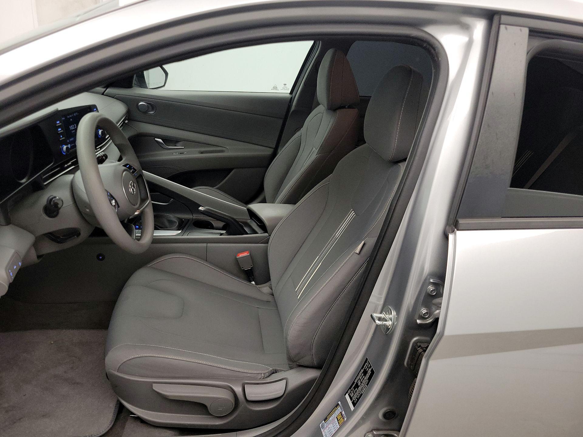 Thumbnail: 2023 Hyundai Elantra - 11