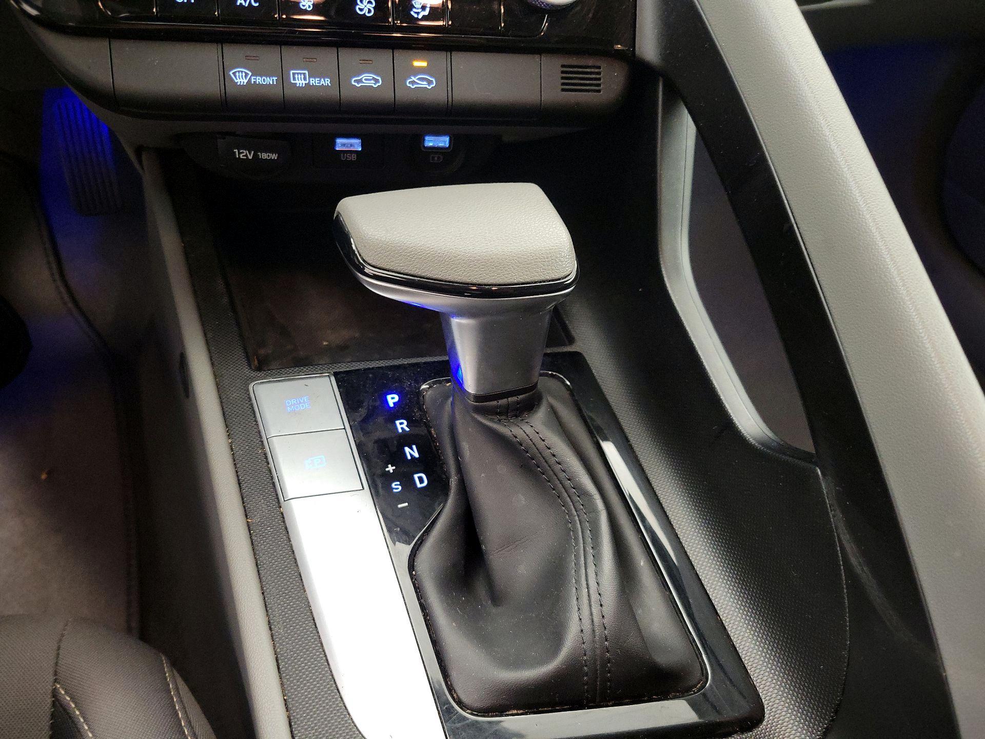 Thumbnail: 2023 Hyundai Elantra - 17