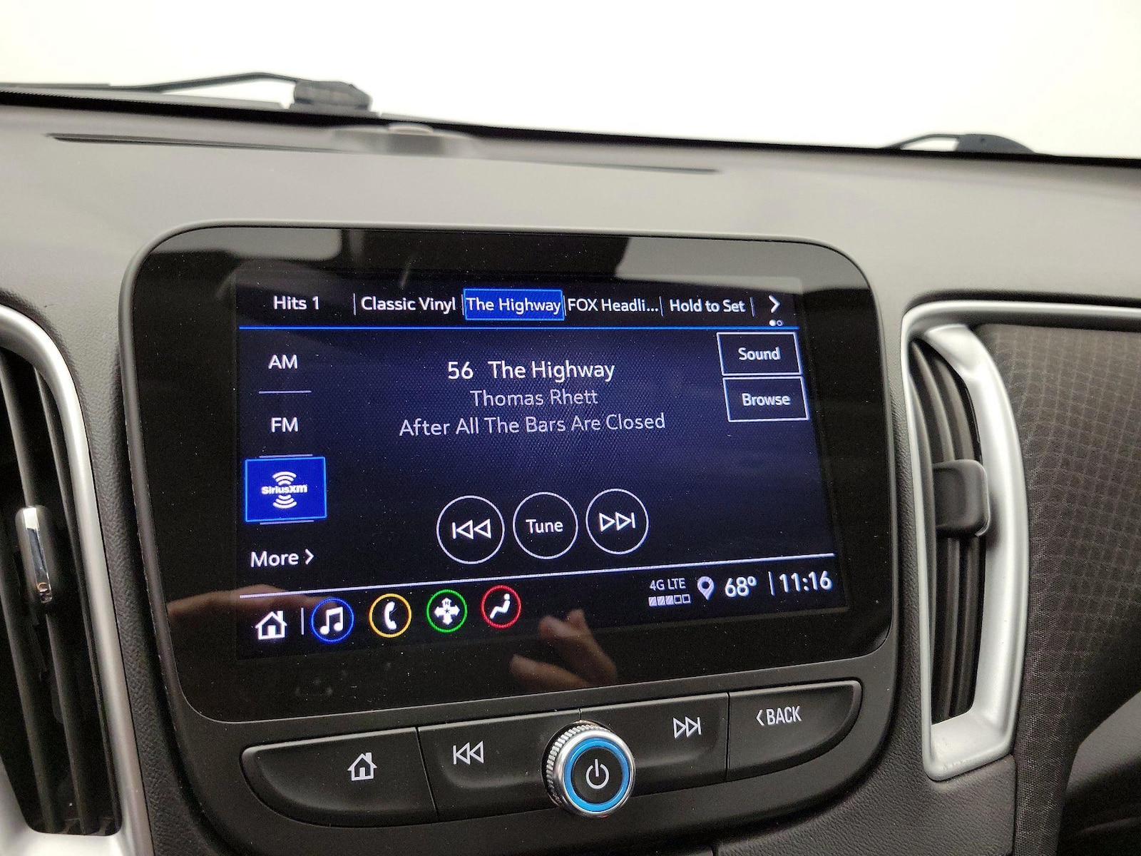 2023 Chevrolet Malibu 1LT - Photo 16