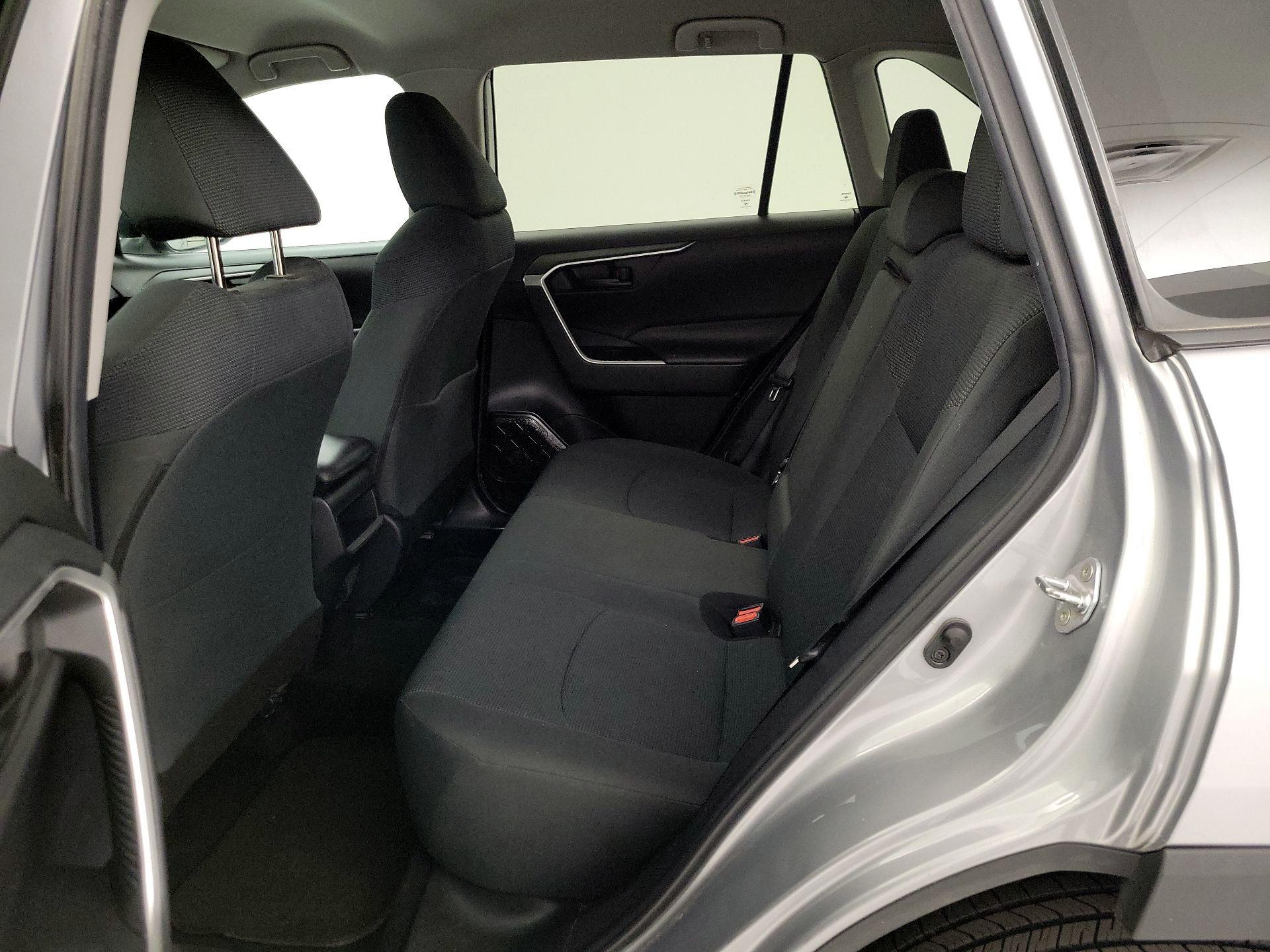 Thumbnail: 2020 Toyota RAV4 - 19