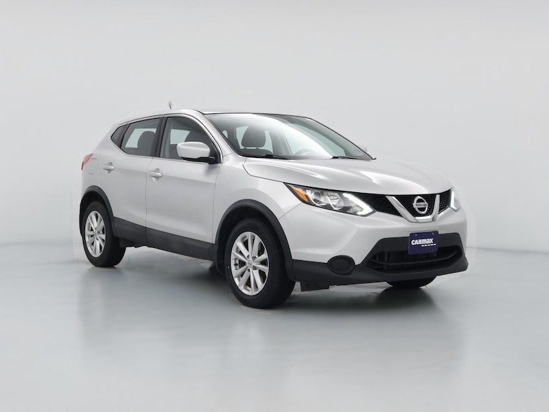 2017 Nissan Rogue Sport S -
                  Midlothian, VA