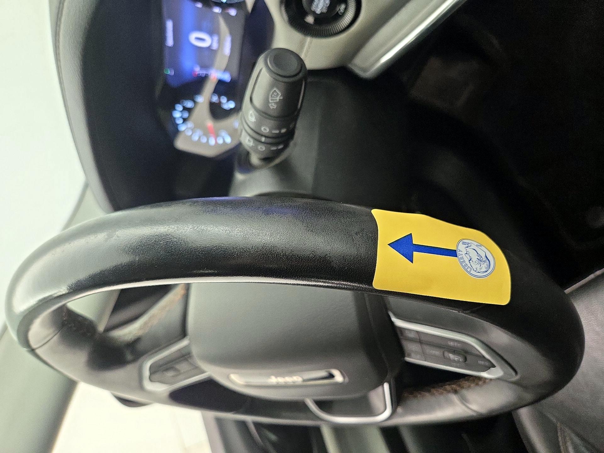 Thumbnail: 2022 Jeep Compass - 10