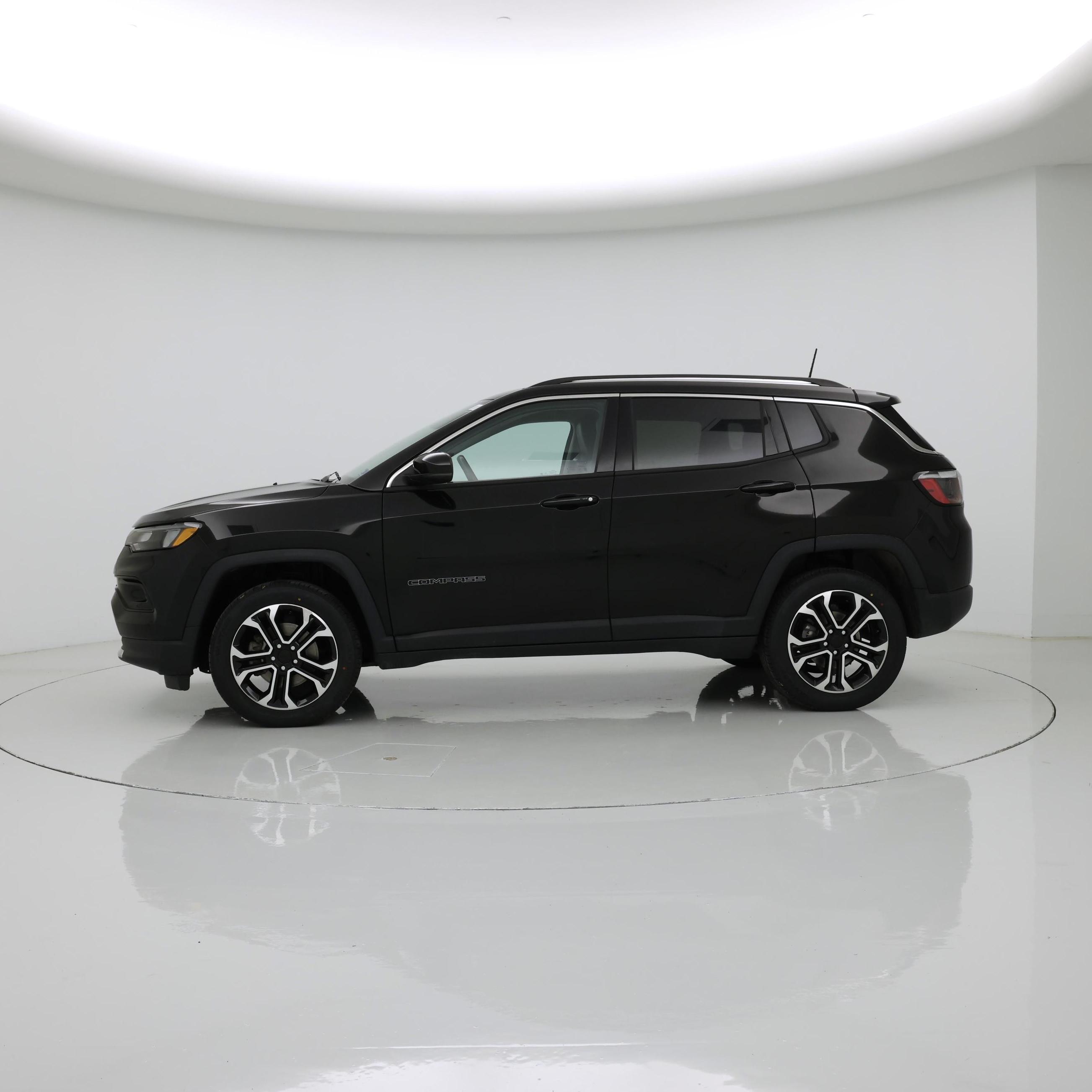 Thumbnail: 2022 Jeep Compass - 3