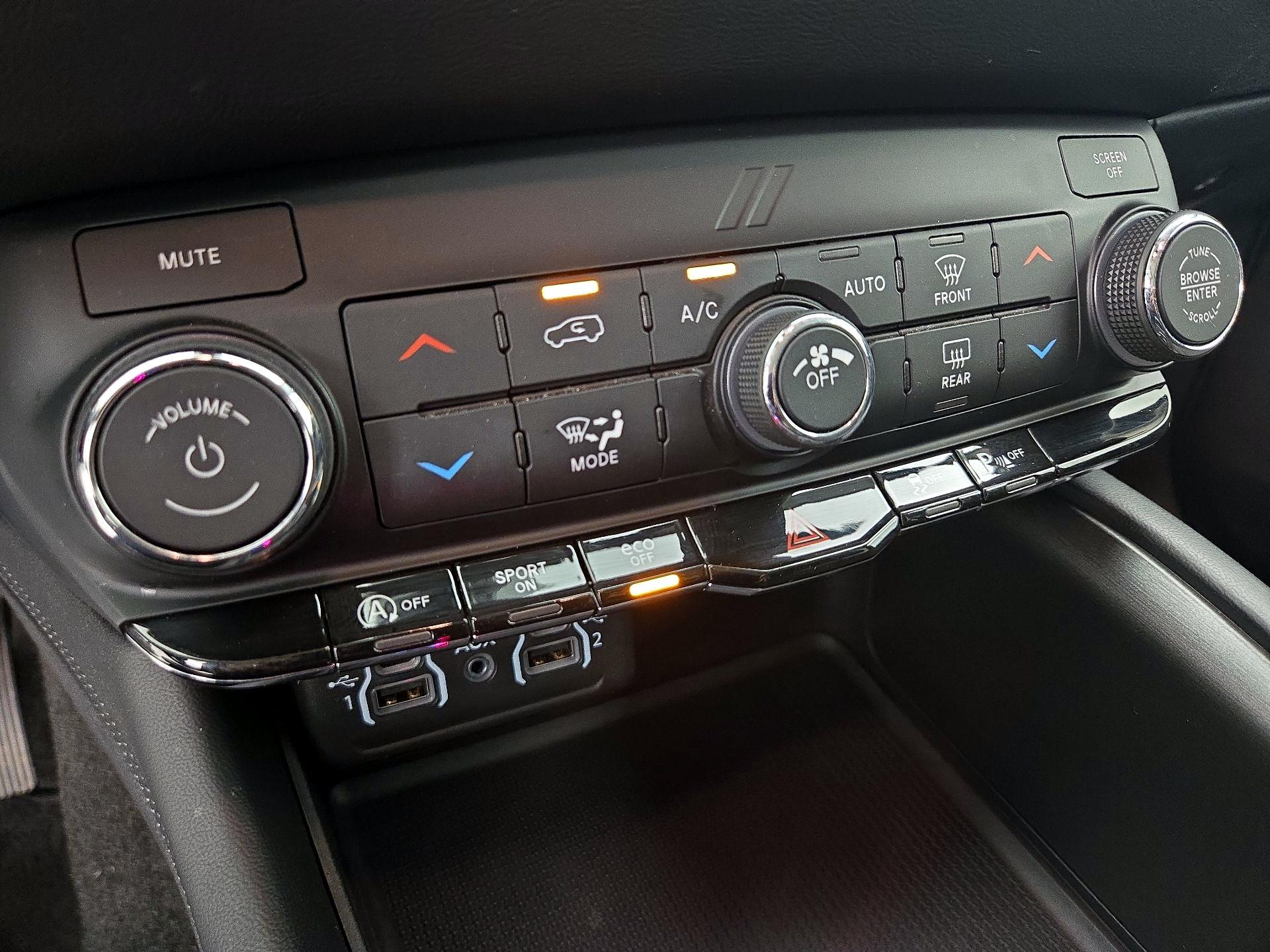 Thumbnail: 2022 Dodge Durango - 16