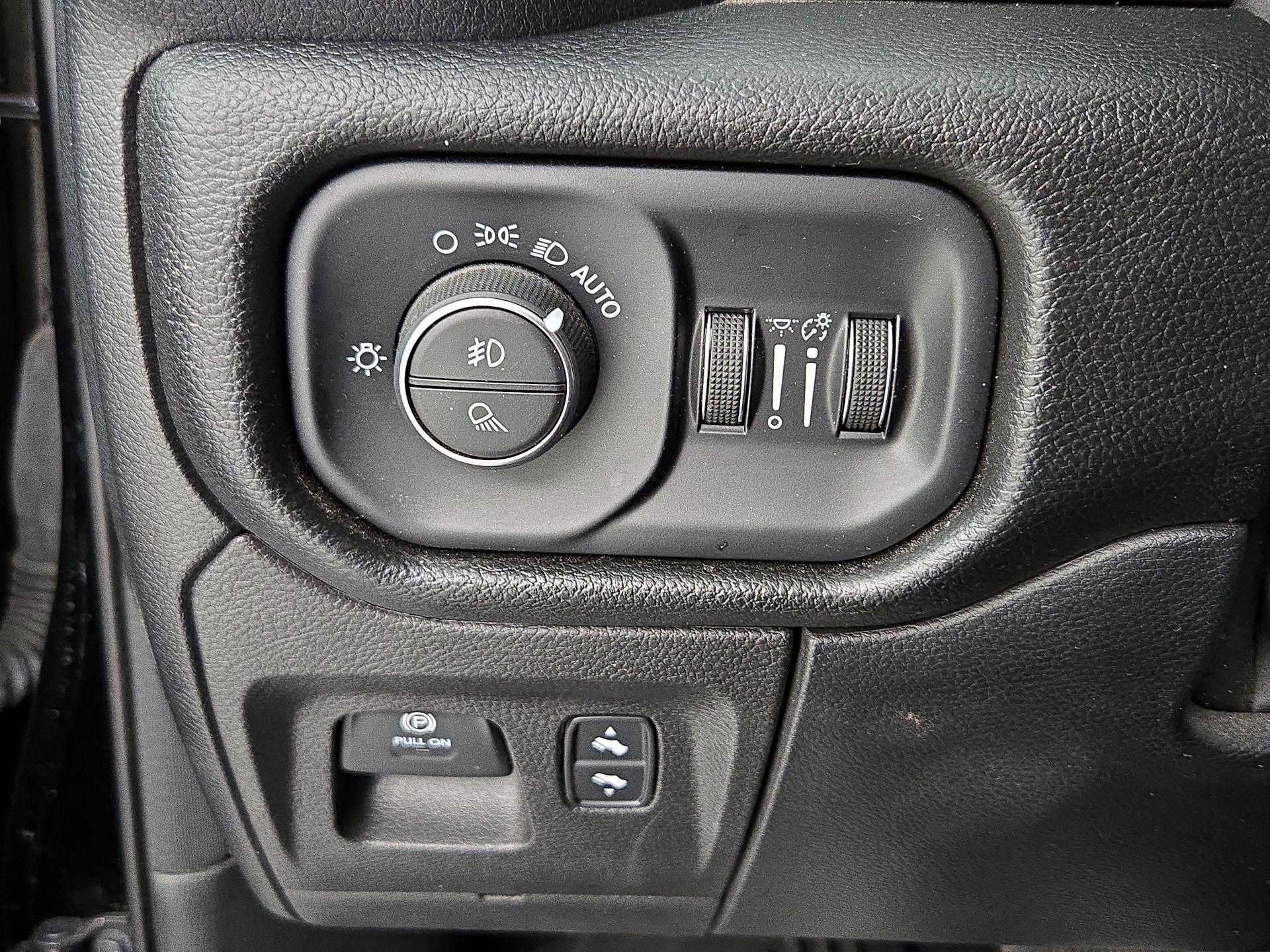 Thumbnail: 2022 RAM 1500 - 13