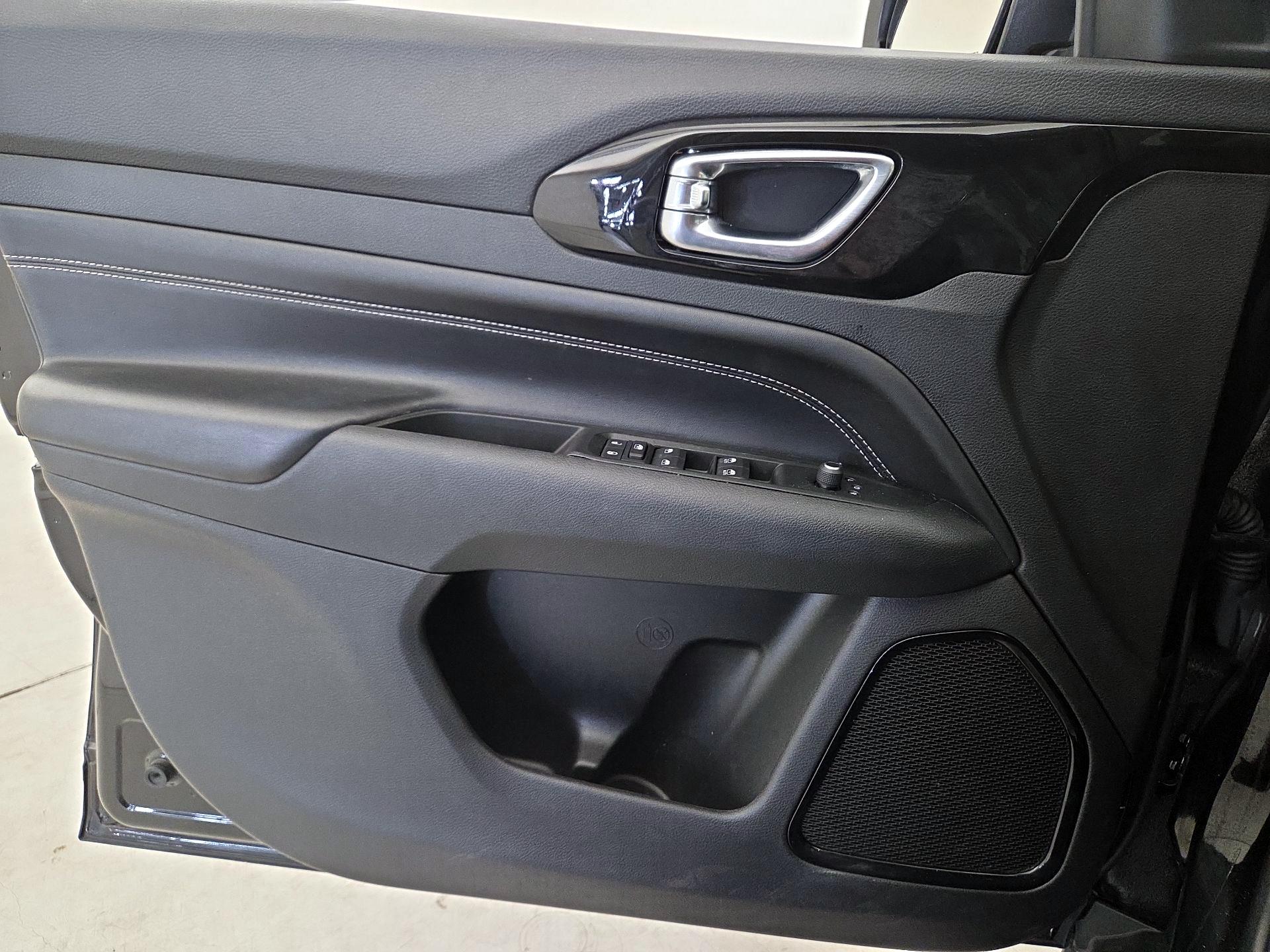 Thumbnail: 2022 Jeep Compass - 12