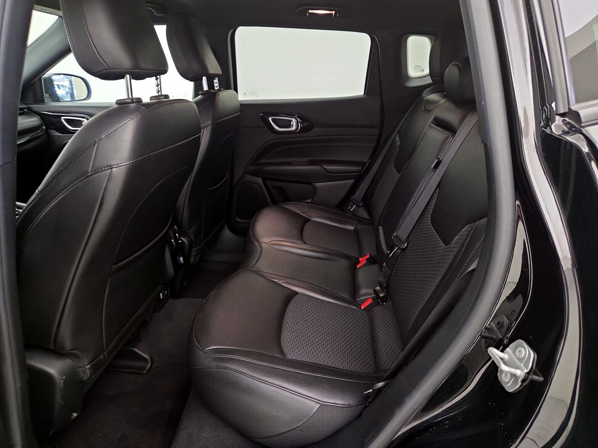 Thumbnail: 2022 Jeep Compass - 19