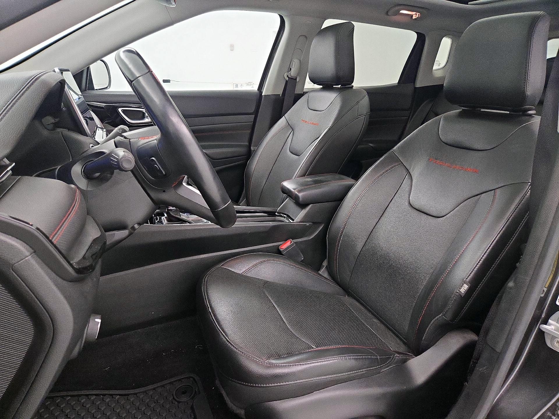 Thumbnail: 2022 Jeep Compass - 11