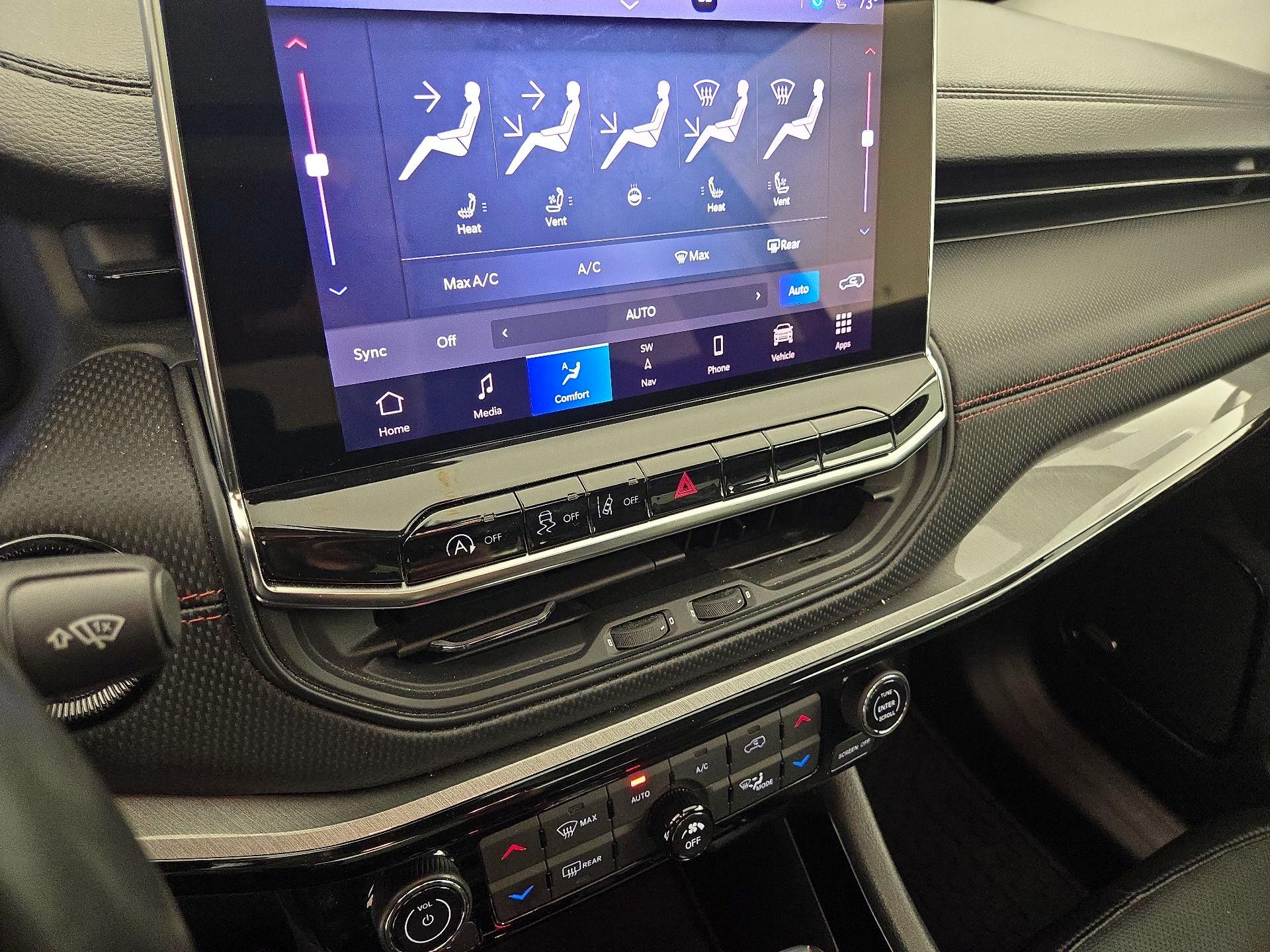 Thumbnail: 2022 Jeep Compass - 17