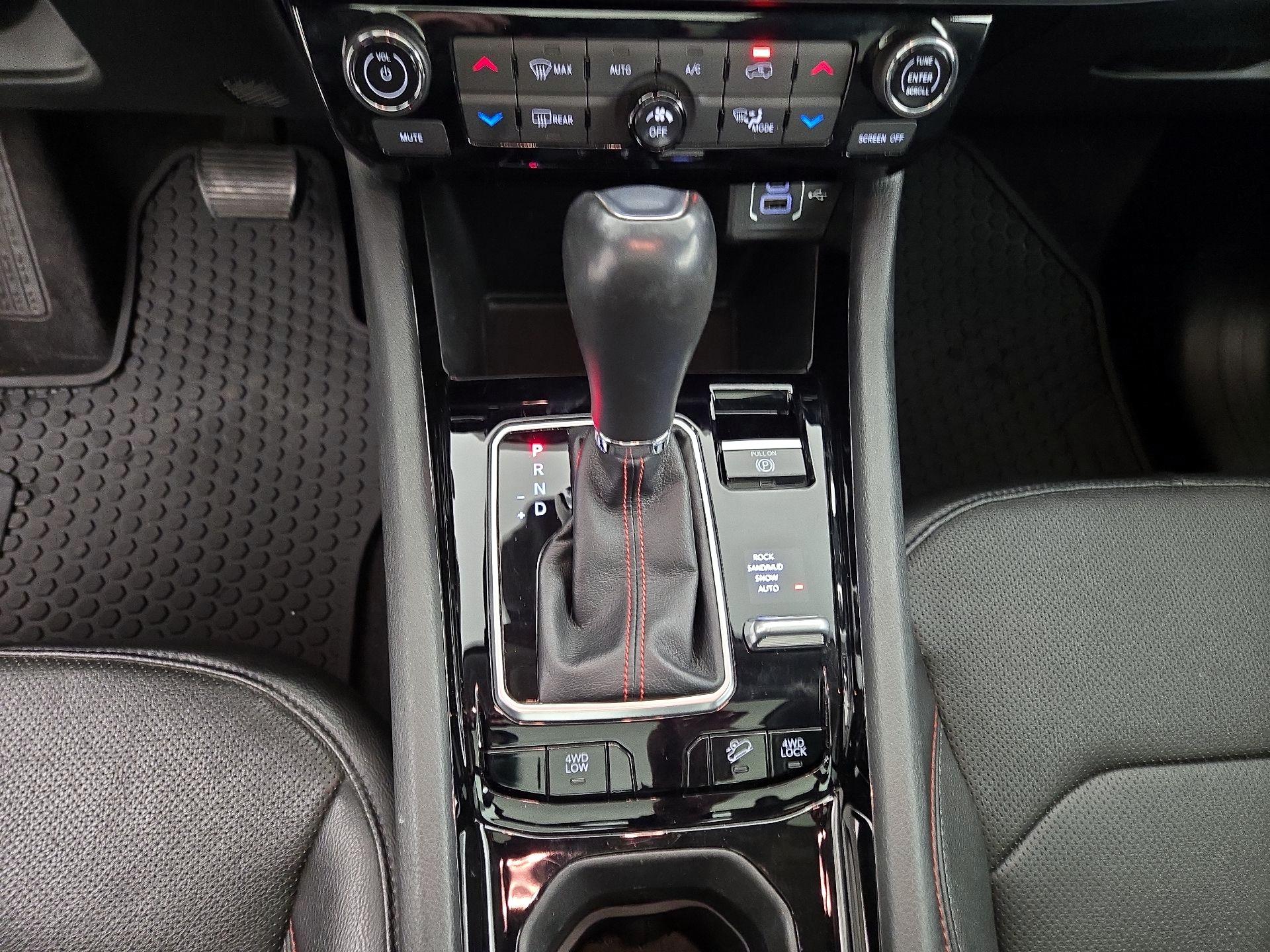 Thumbnail: 2022 Jeep Compass - 18