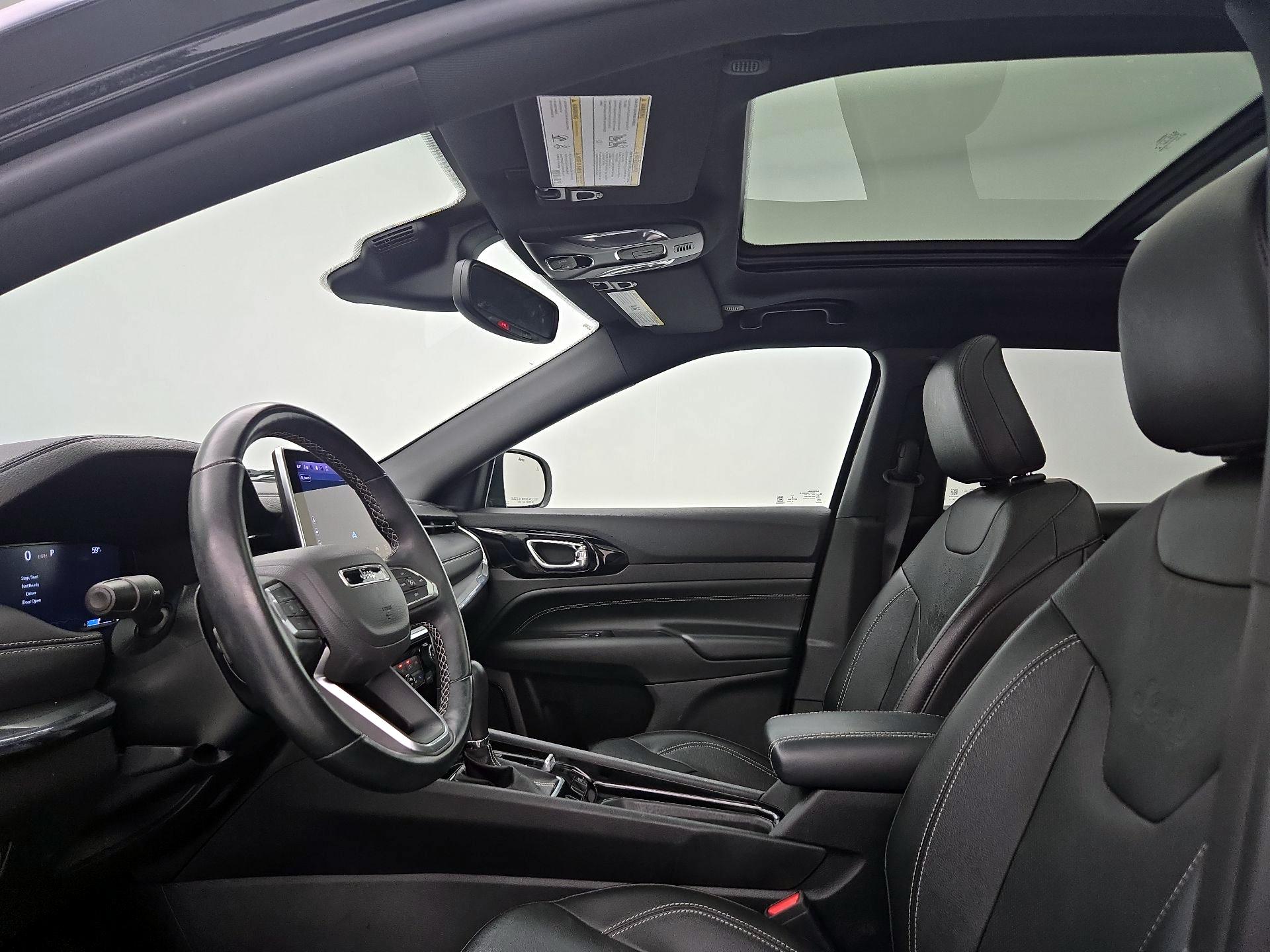 Thumbnail: 2022 Jeep Compass - 20