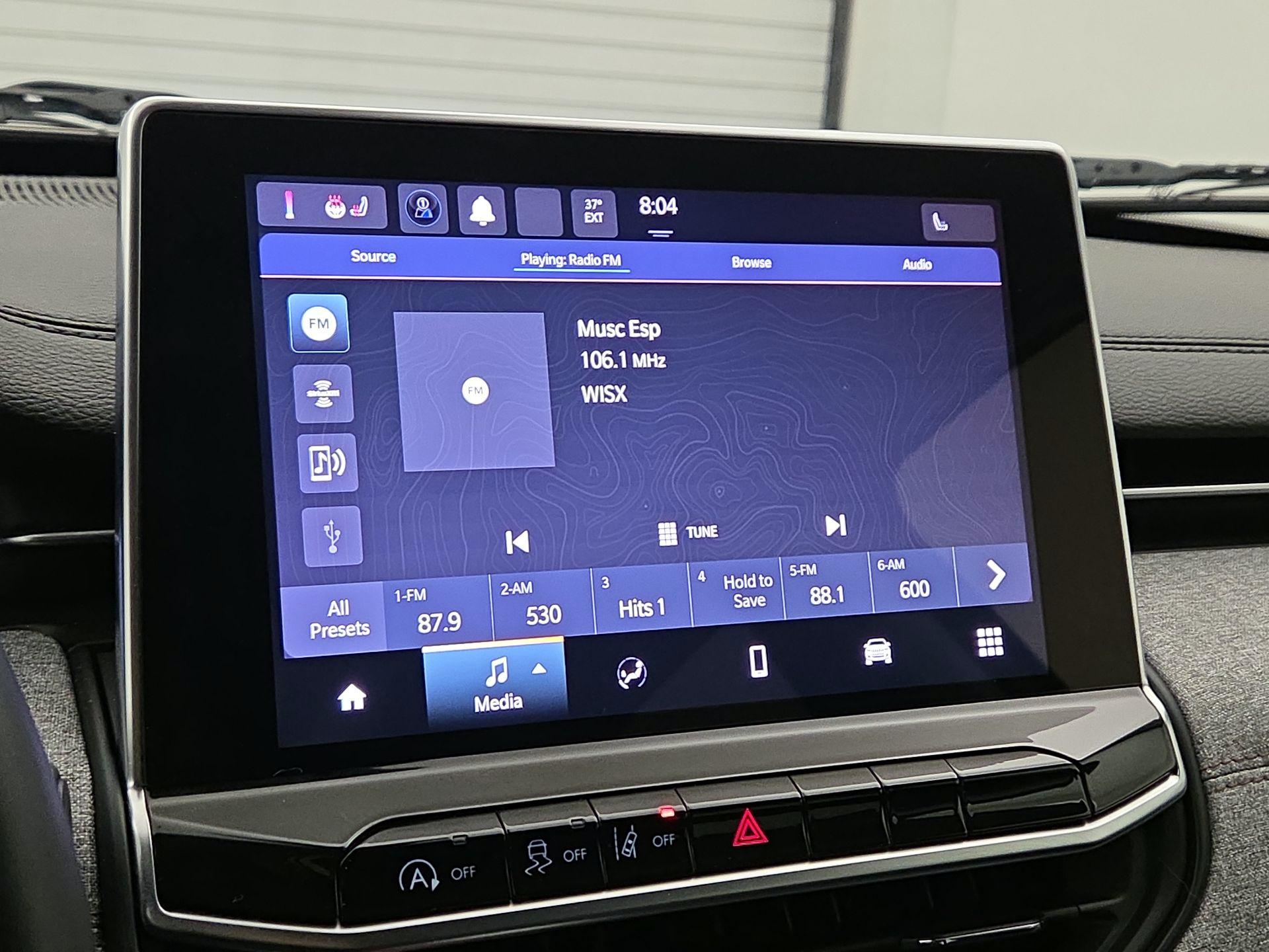 Thumbnail: 2022 Jeep Compass - 15