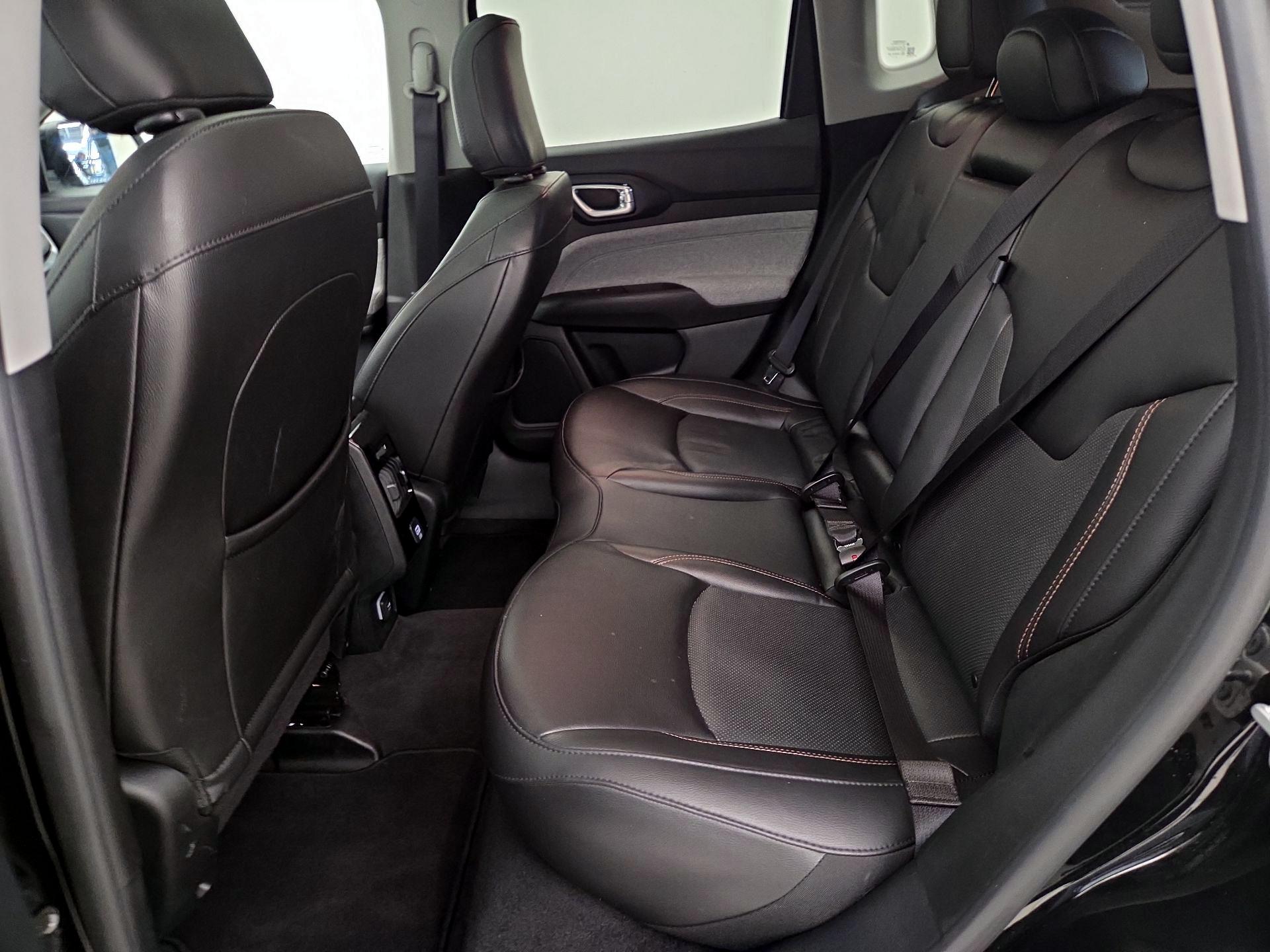 Thumbnail: 2022 Jeep Compass - 20