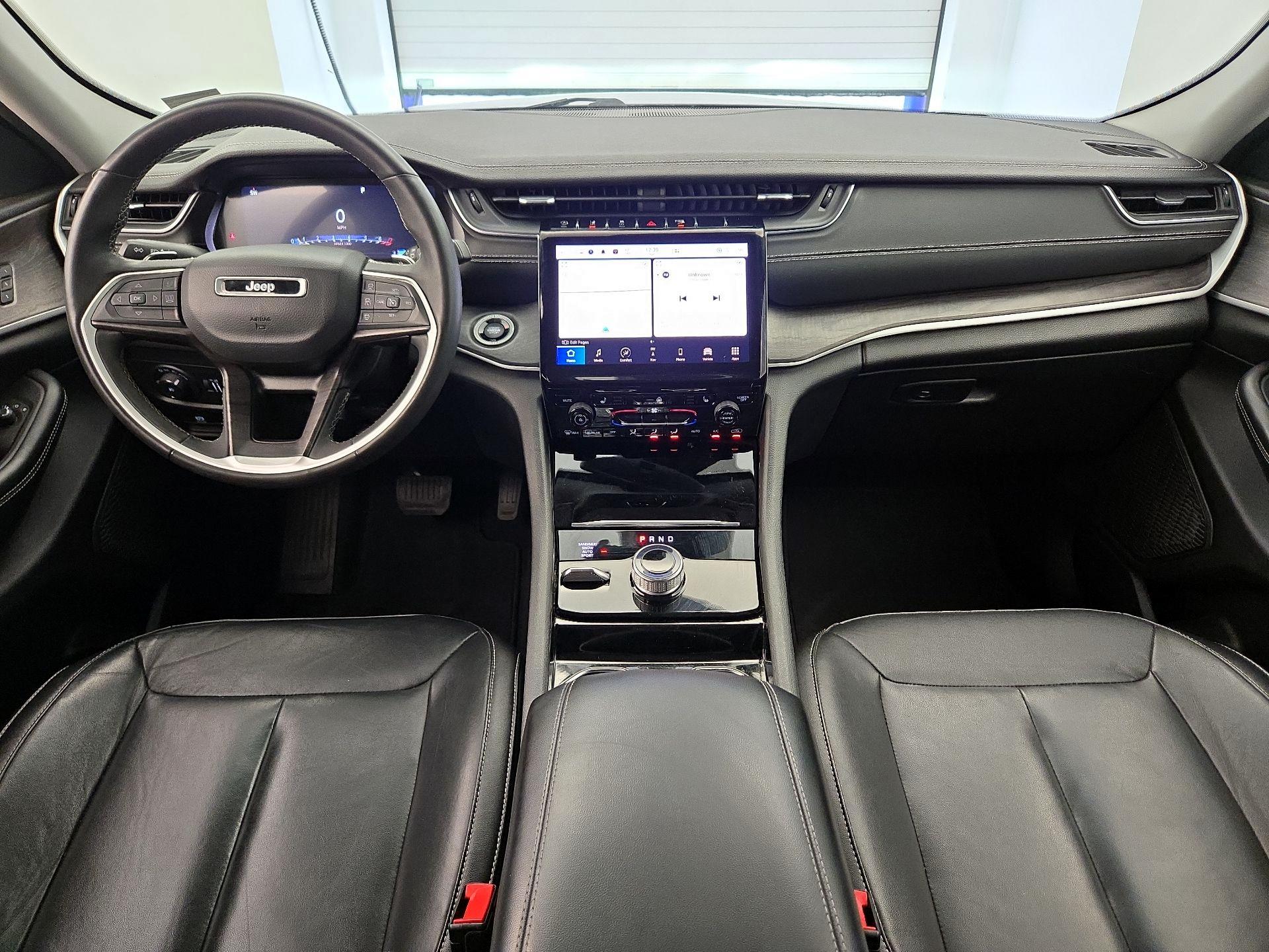 Thumbnail: 2023 Jeep Grand Cherokee - 9