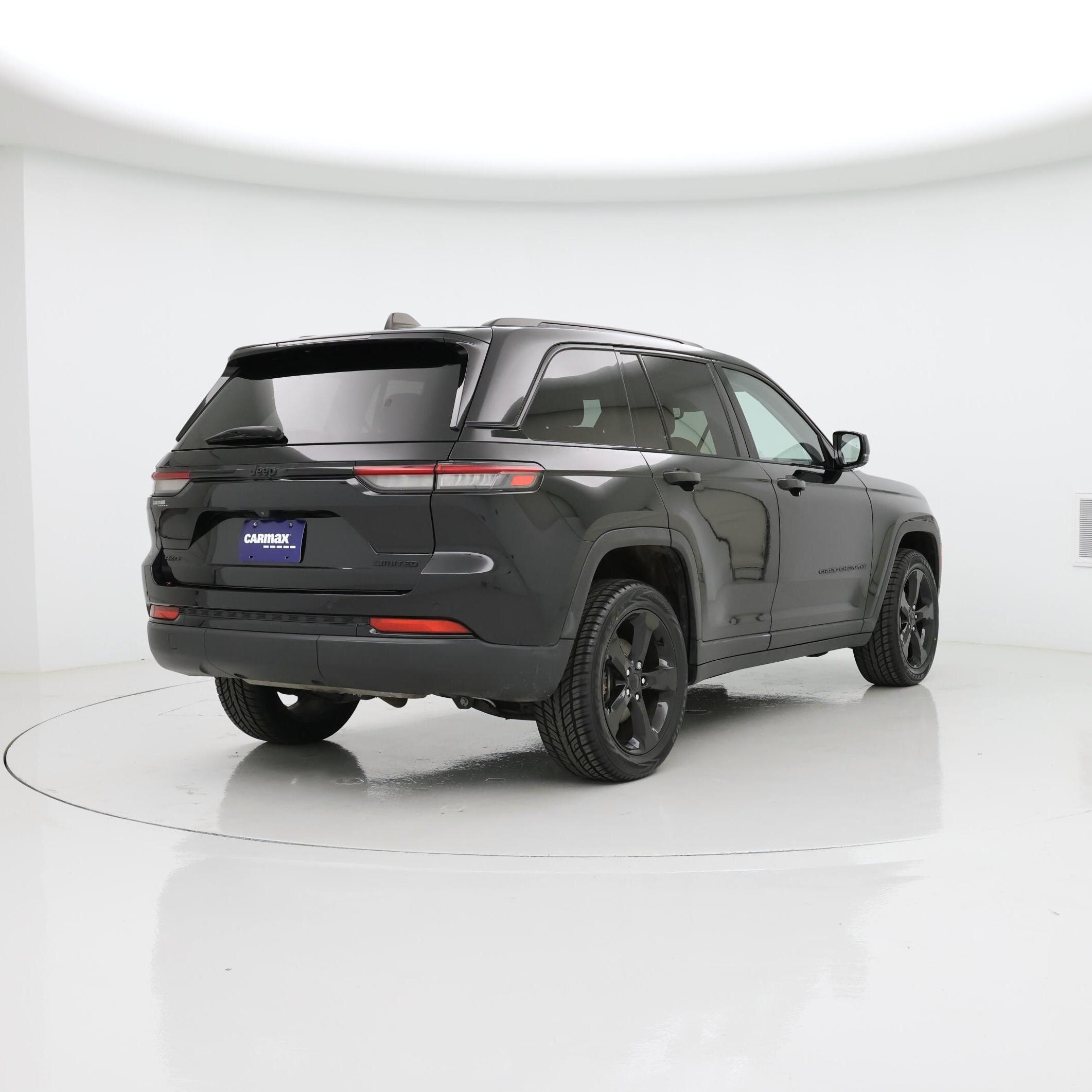 Thumbnail: 2023 Jeep Grand Cherokee - 8