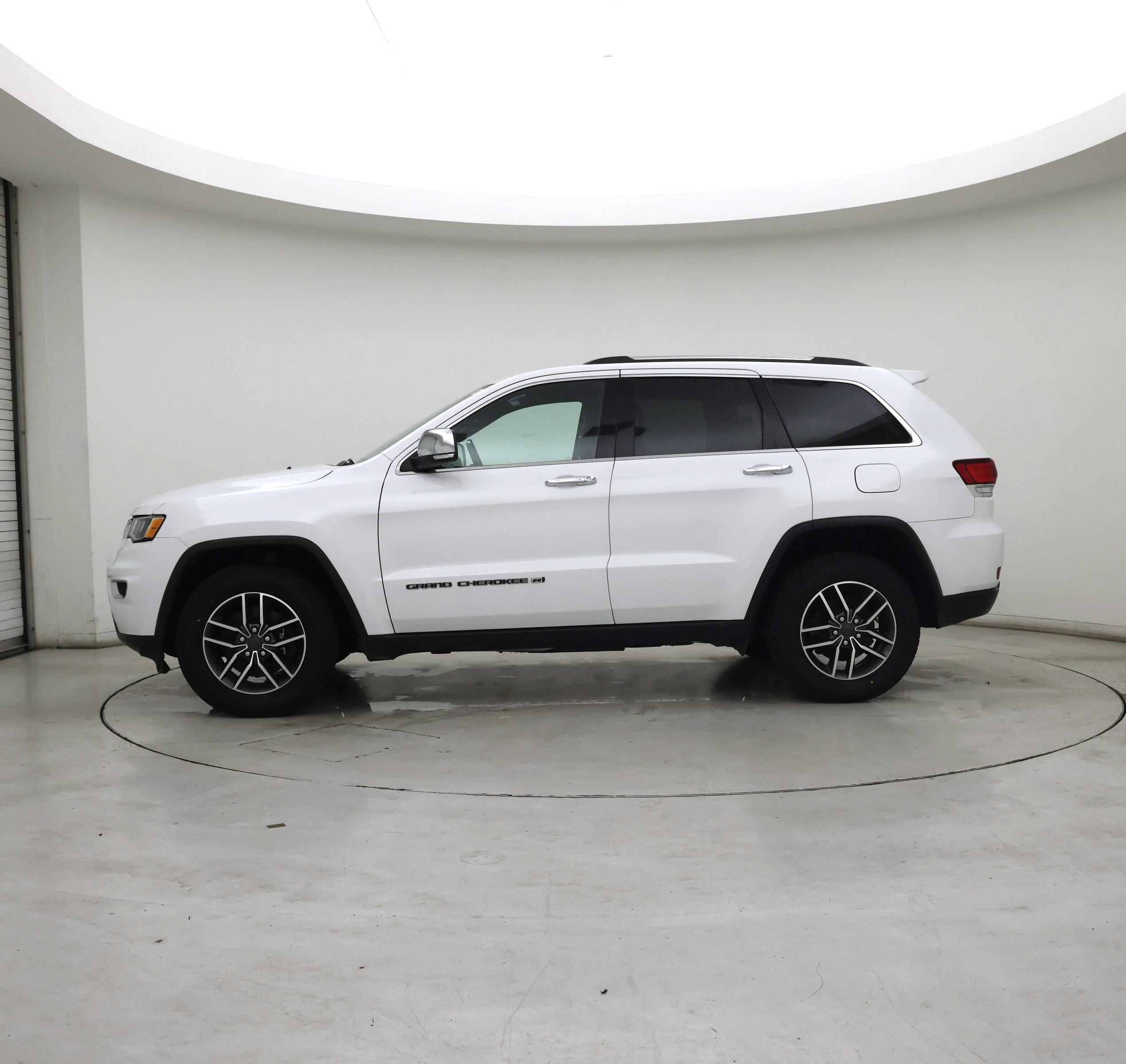 Thumbnail: 2022 Jeep Grand Cherokee - 3