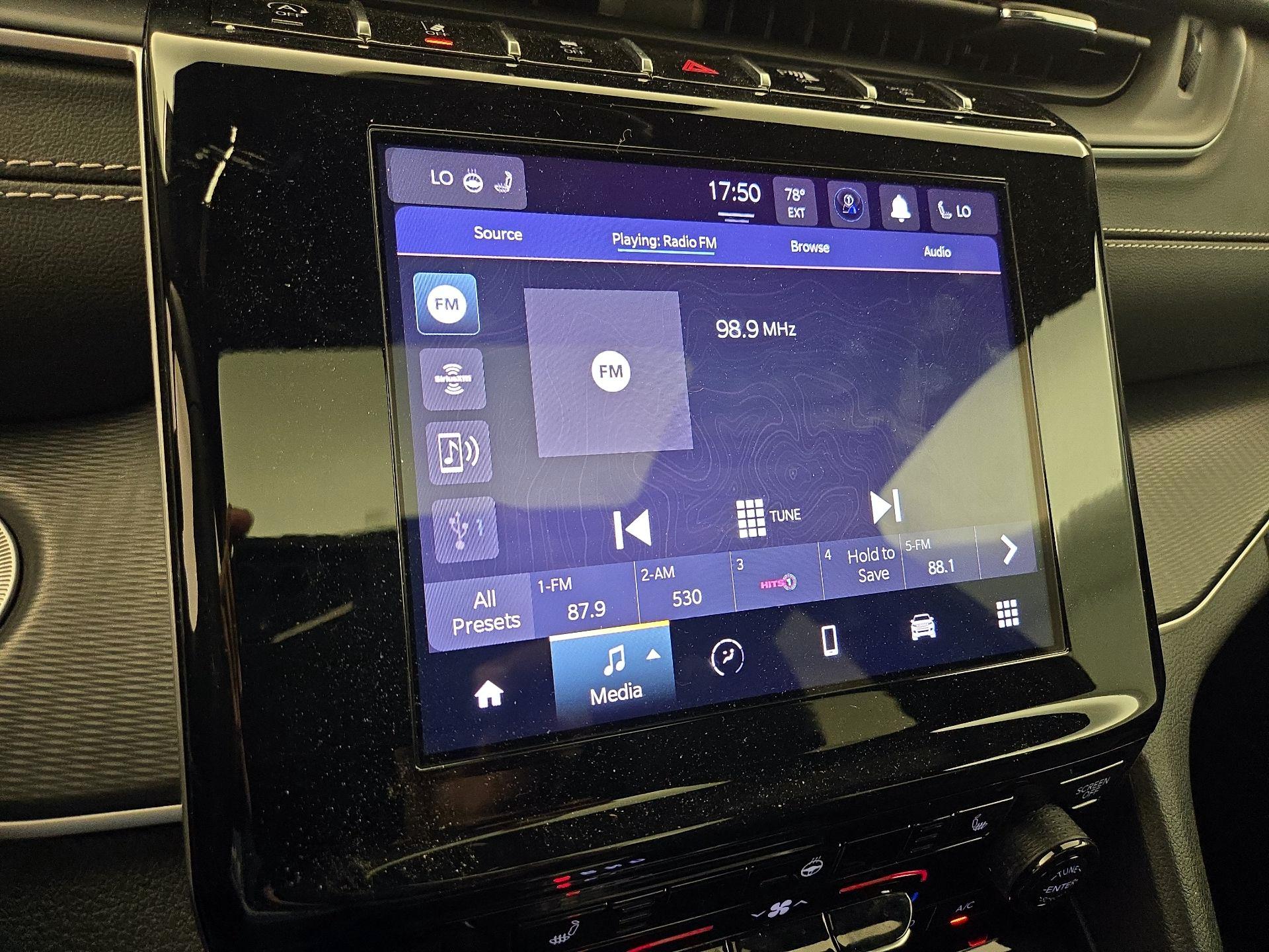 Thumbnail: 2023 Jeep Grand Cherokee - 15