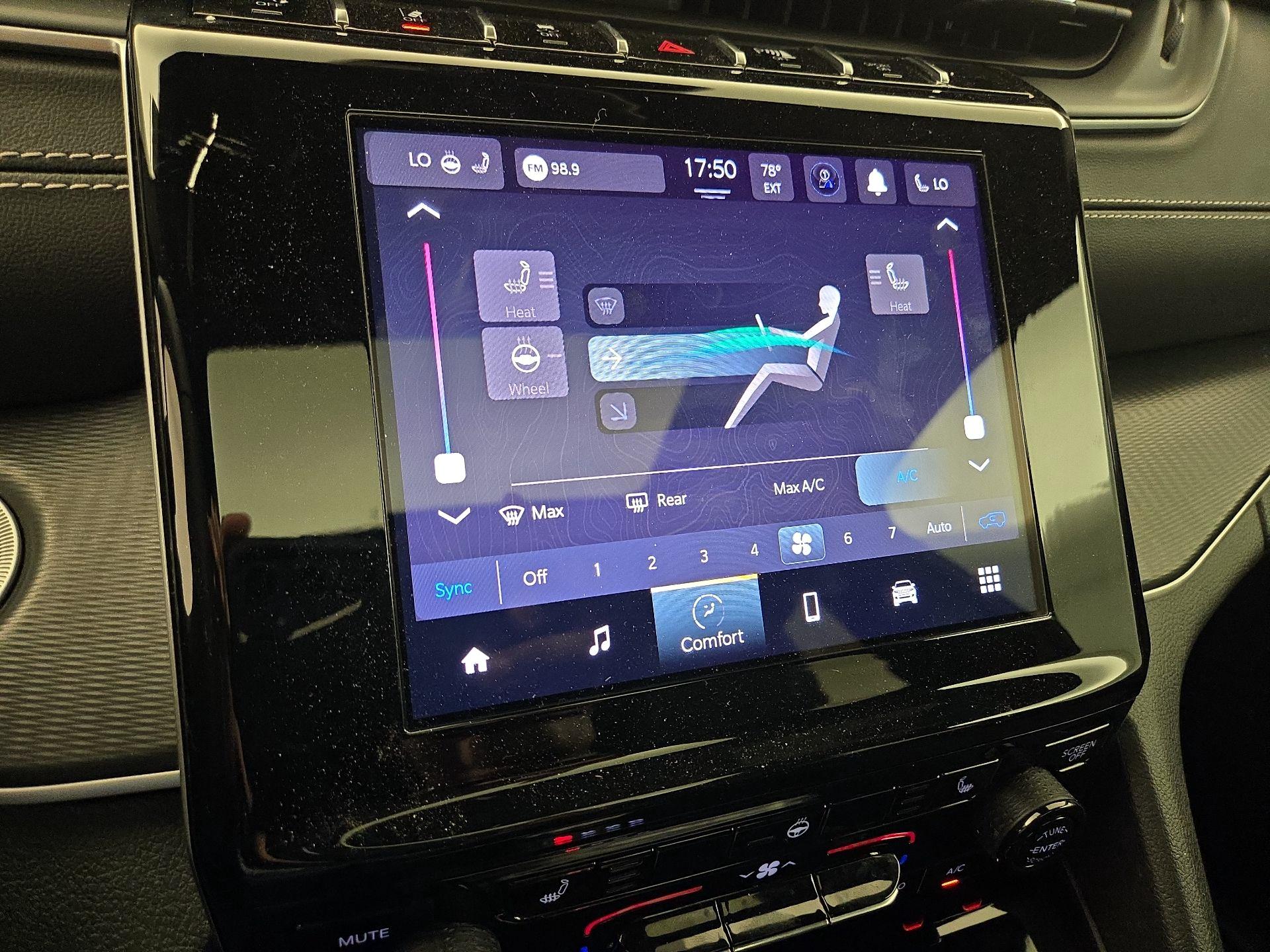 Thumbnail: 2023 Jeep Grand Cherokee - 16